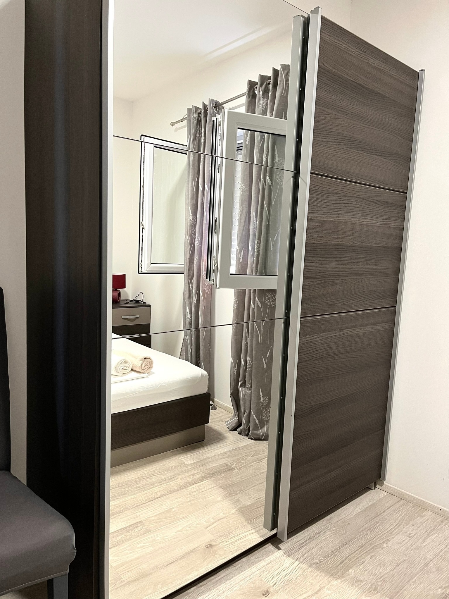 Two bedroom apartment near beach Igrane, Makarska  A-a