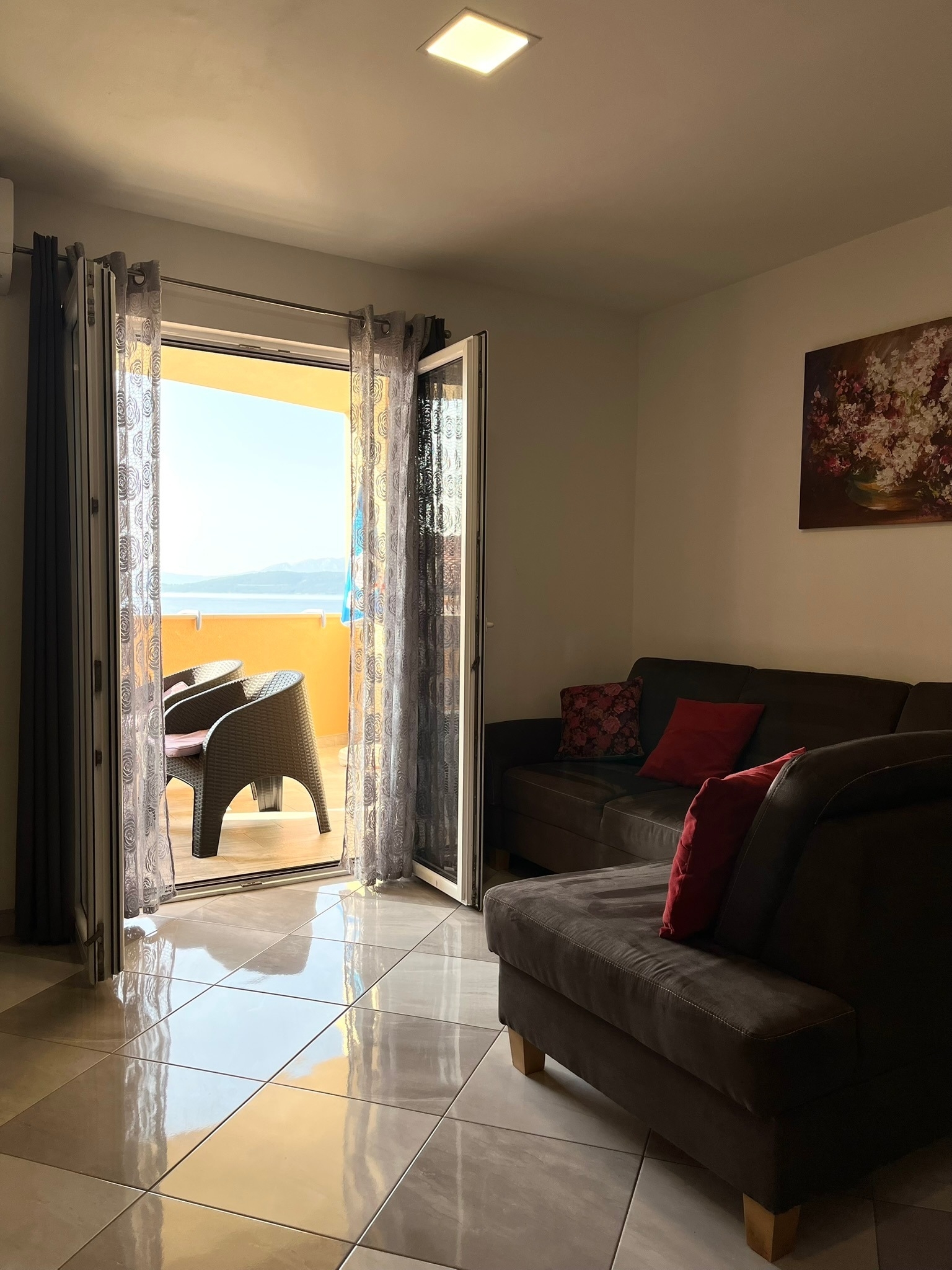 Two bedroom apartment near beach Igrane, Makarska (A-18405-a) Two bedroom apartment near beach Igrane, Makarska (A-18405-a)