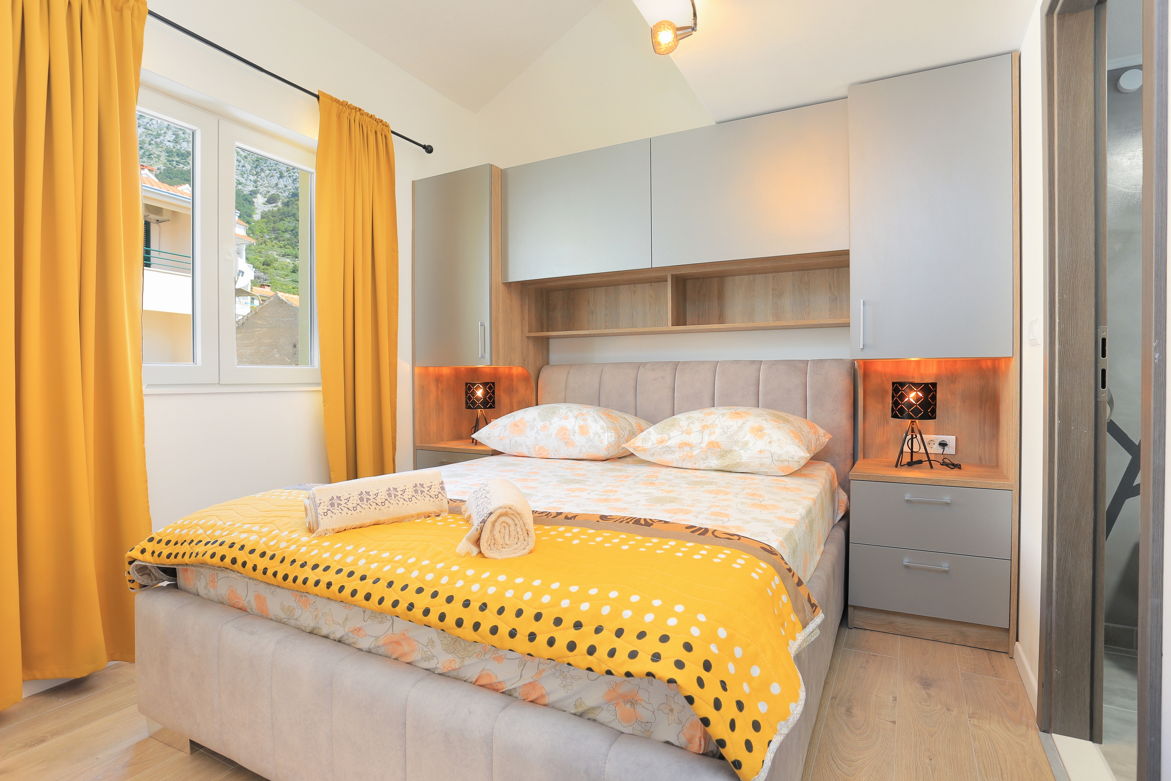 Top Makarska Igrane Top Makarska Igrane