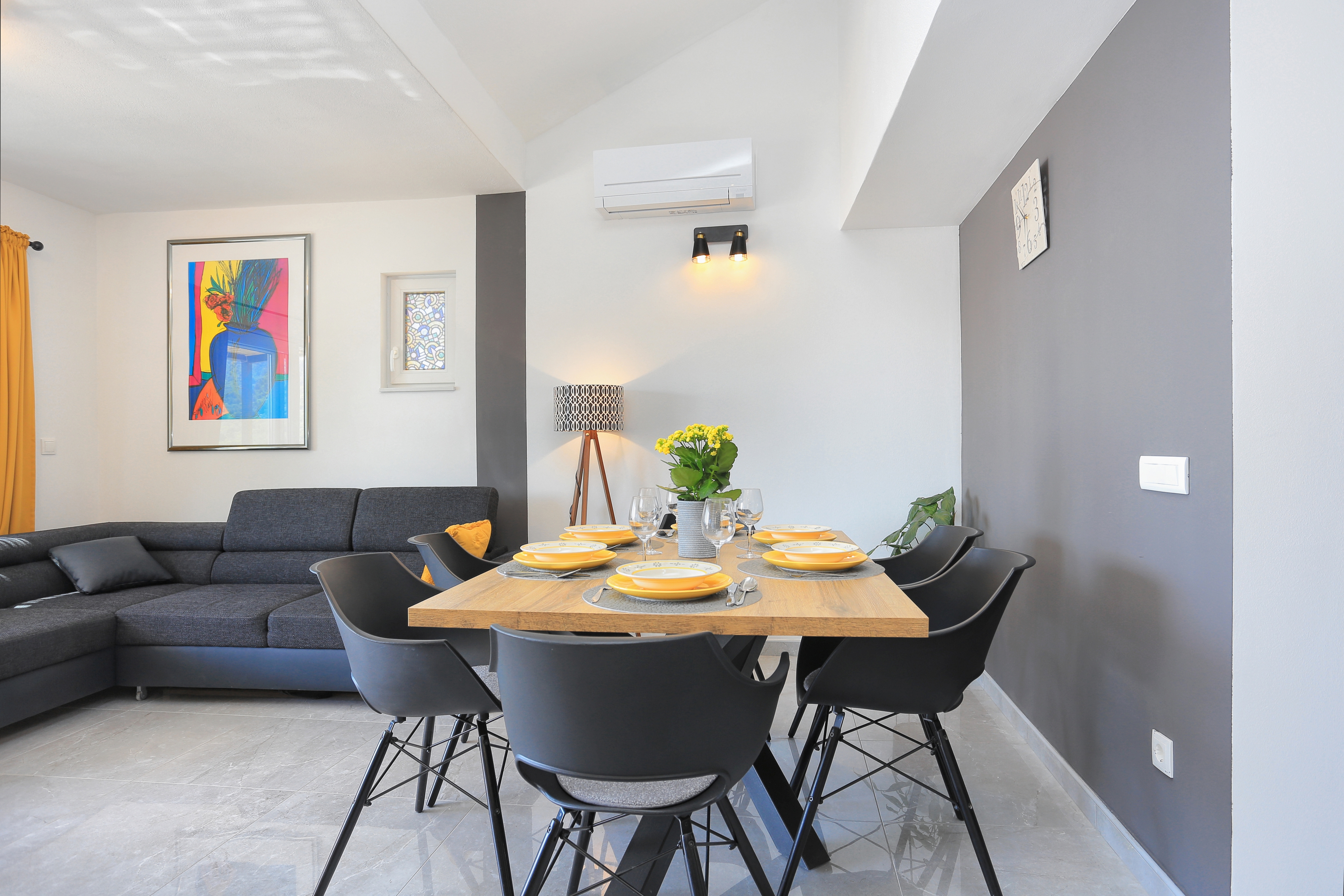 Top Makarska Igrane Top Makarska Igrane