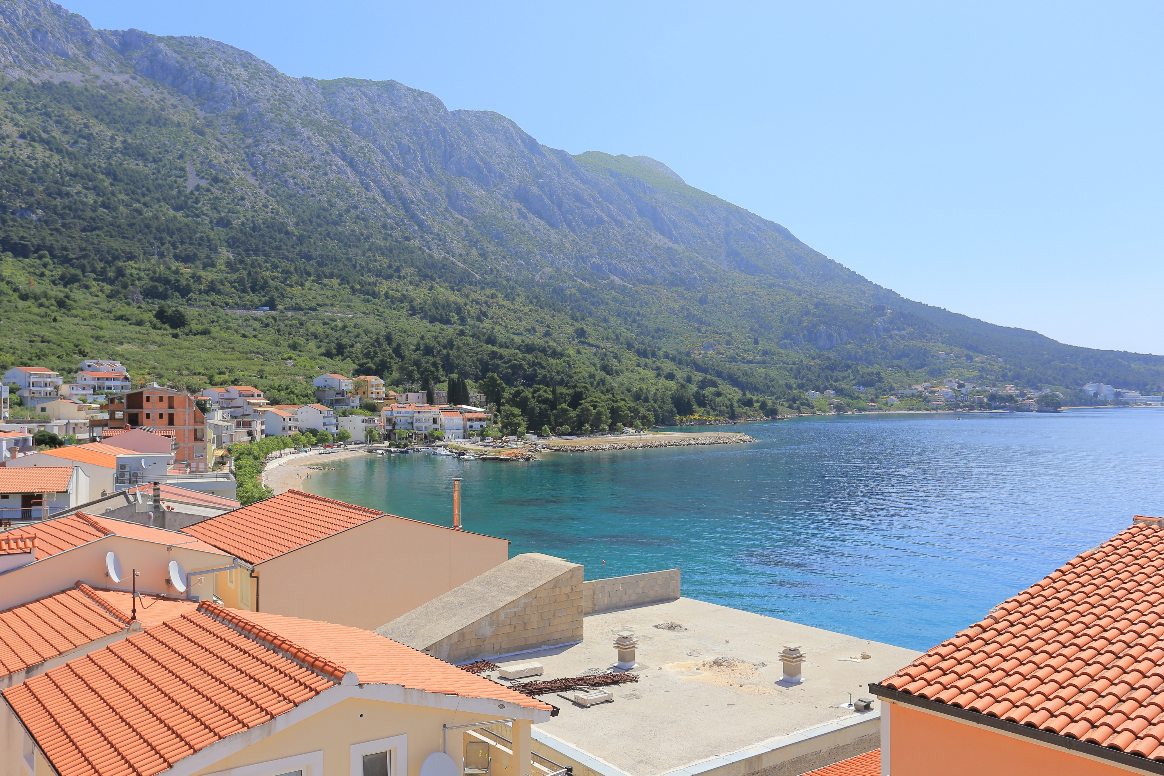 Three bedroom apartment near beach Igrane, Makarska  A-c