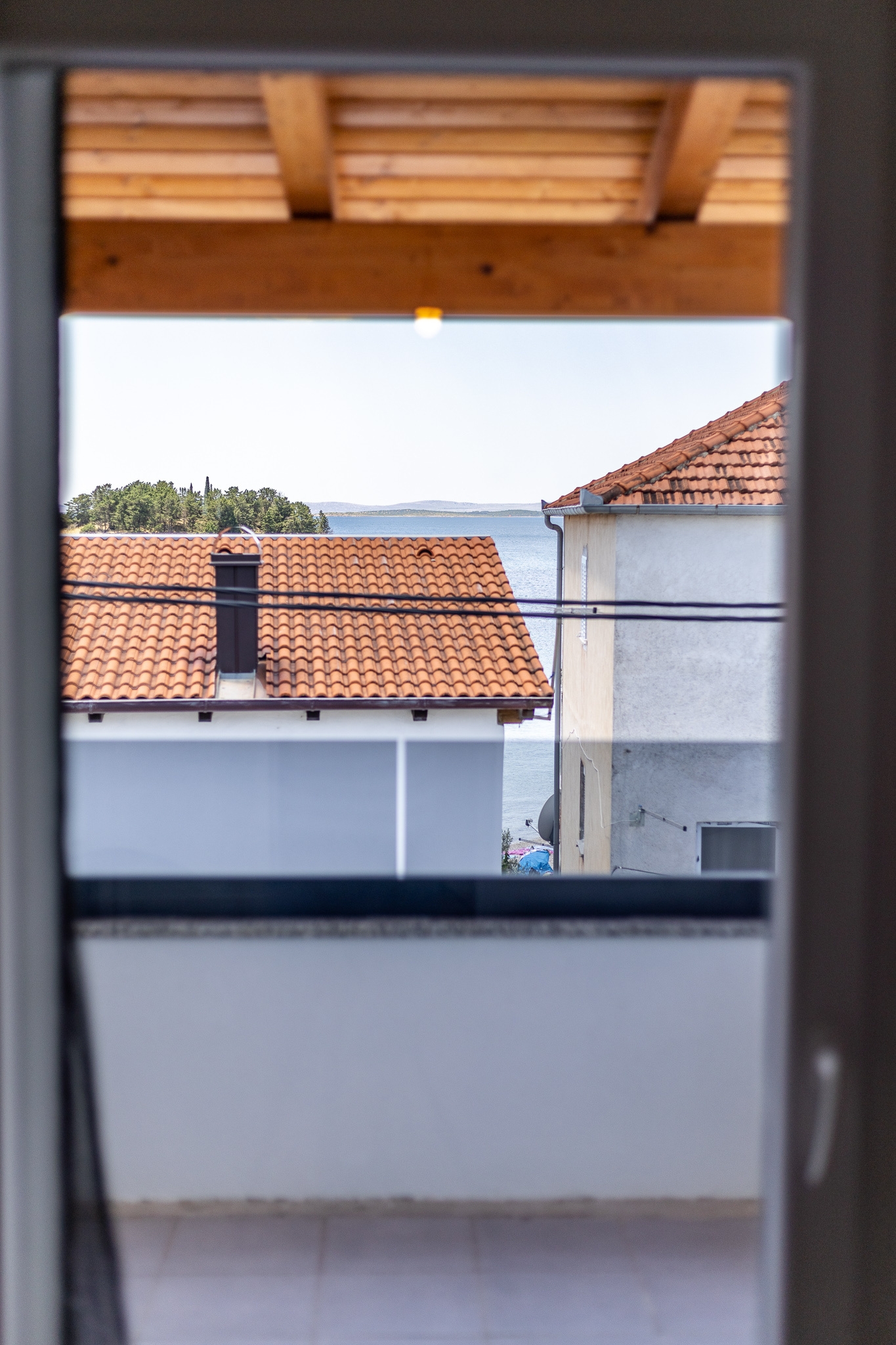 One bedroom apartment with terrace and sea view Pakoštane, Biograd  A-e