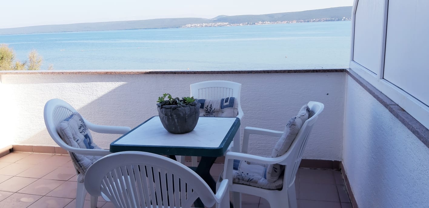 One bedroom apartment near beach Neviđane, Pašman (A-18427-b)