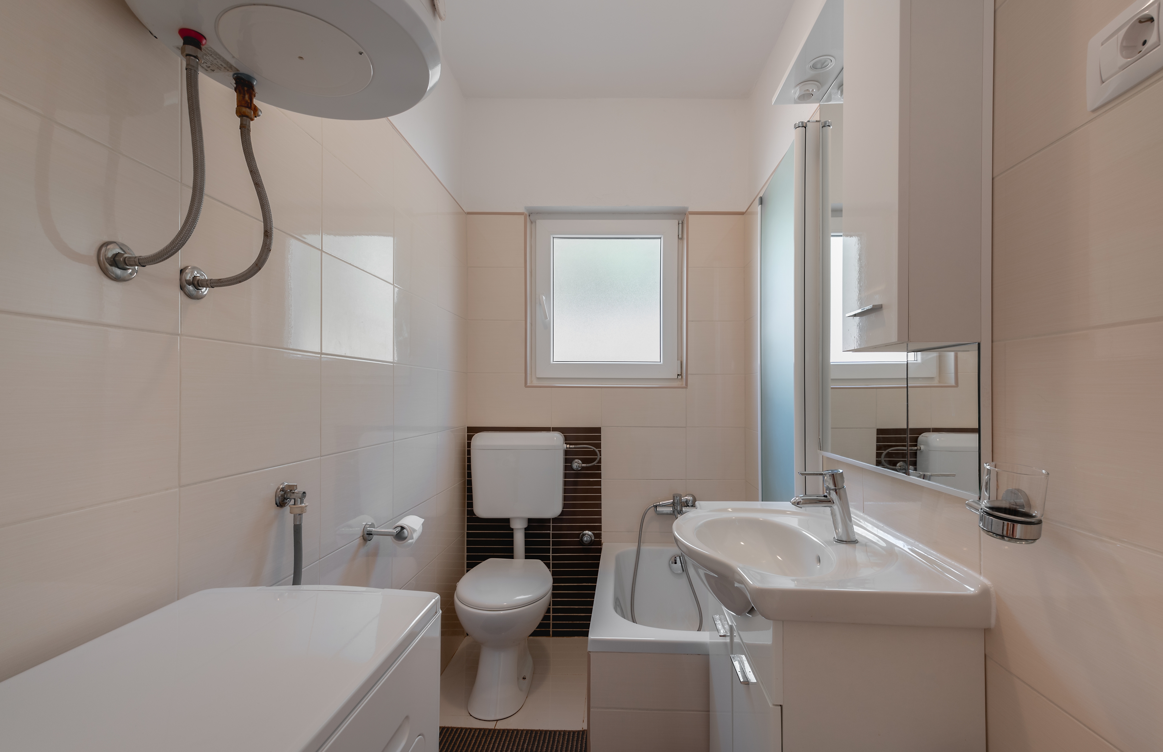 Three bedroom apartment with terrace and sea view Molat  A-a