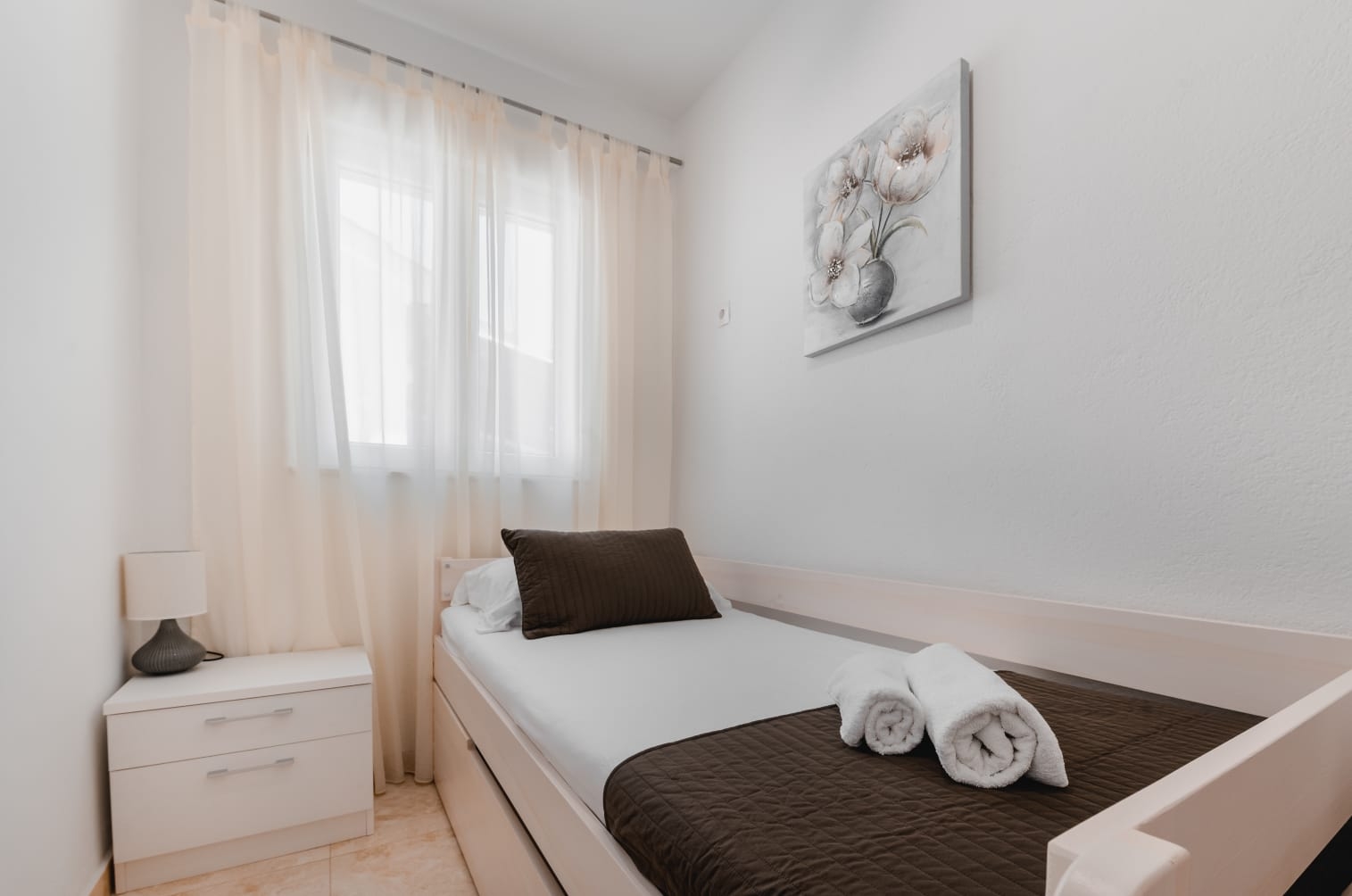 Three bedroom apartment with terrace and sea view Molat  A-a