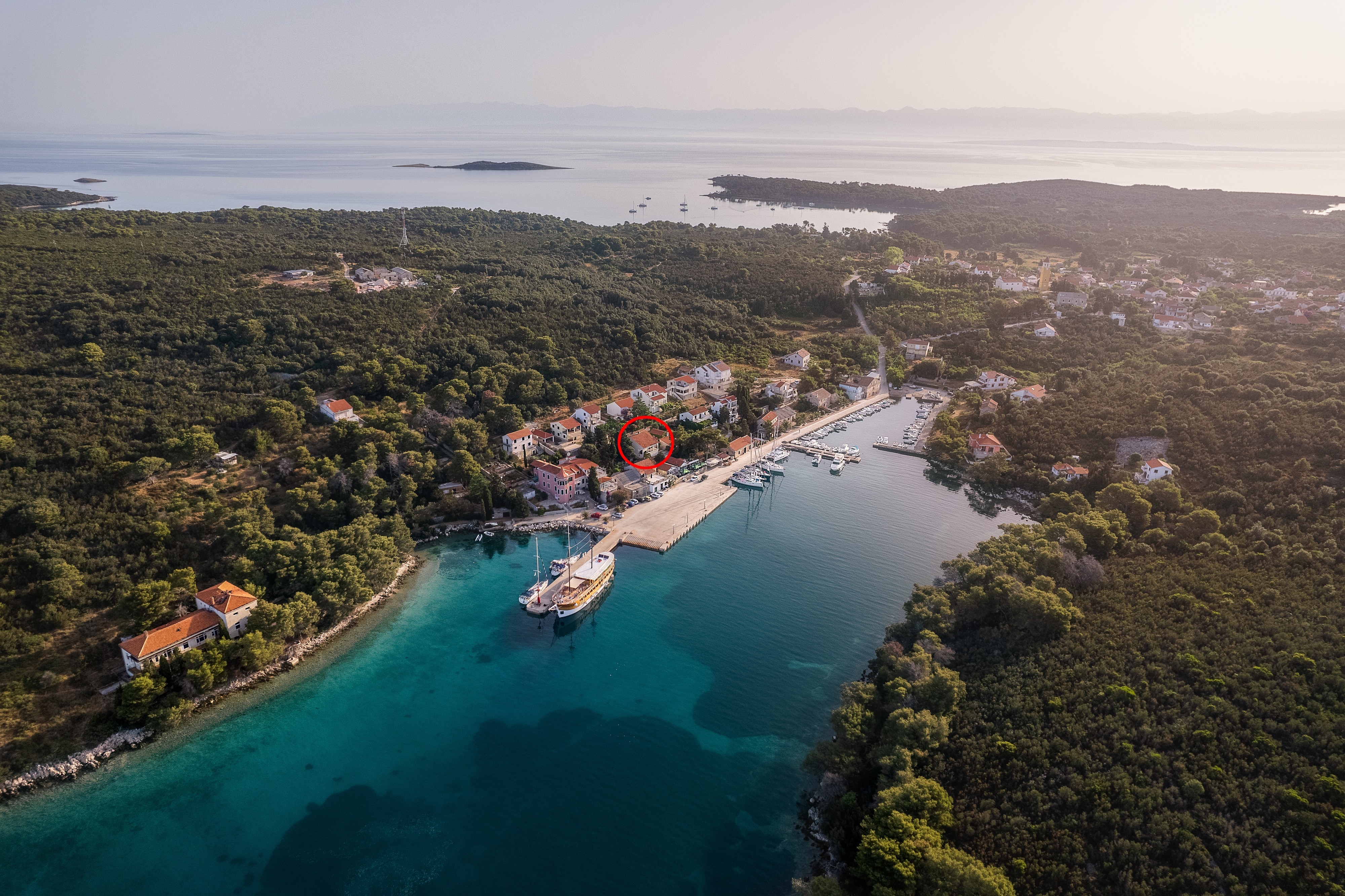 Studio apartman s terasom i pogledom na more Molat  AS-a