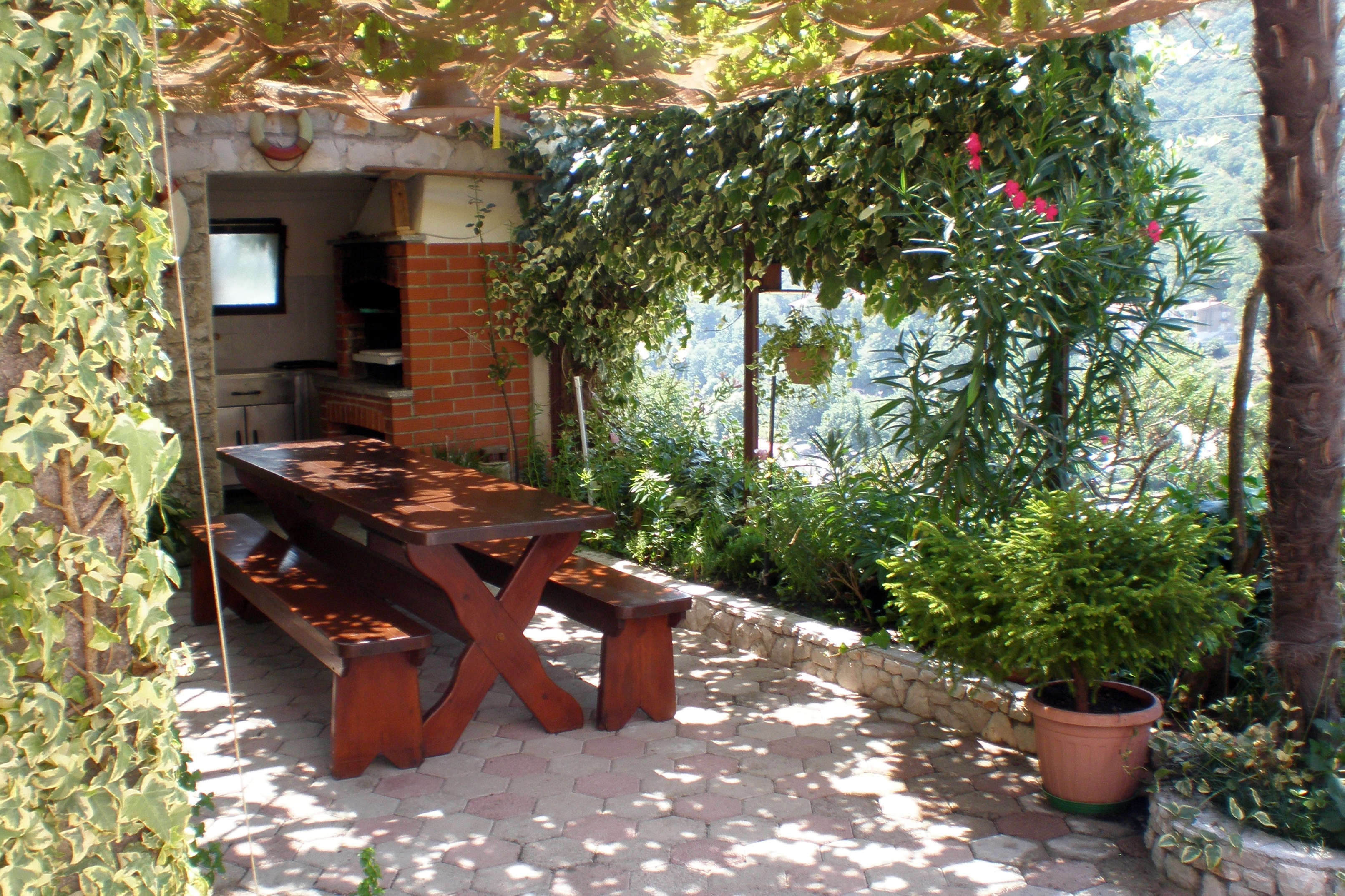 Two bedroom apartment with terrace Mošćenička Draga, Opatija  A-b