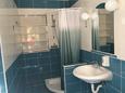 Ванная комната Novalja, Ванная комната в размещении типа apartment, WiFi.