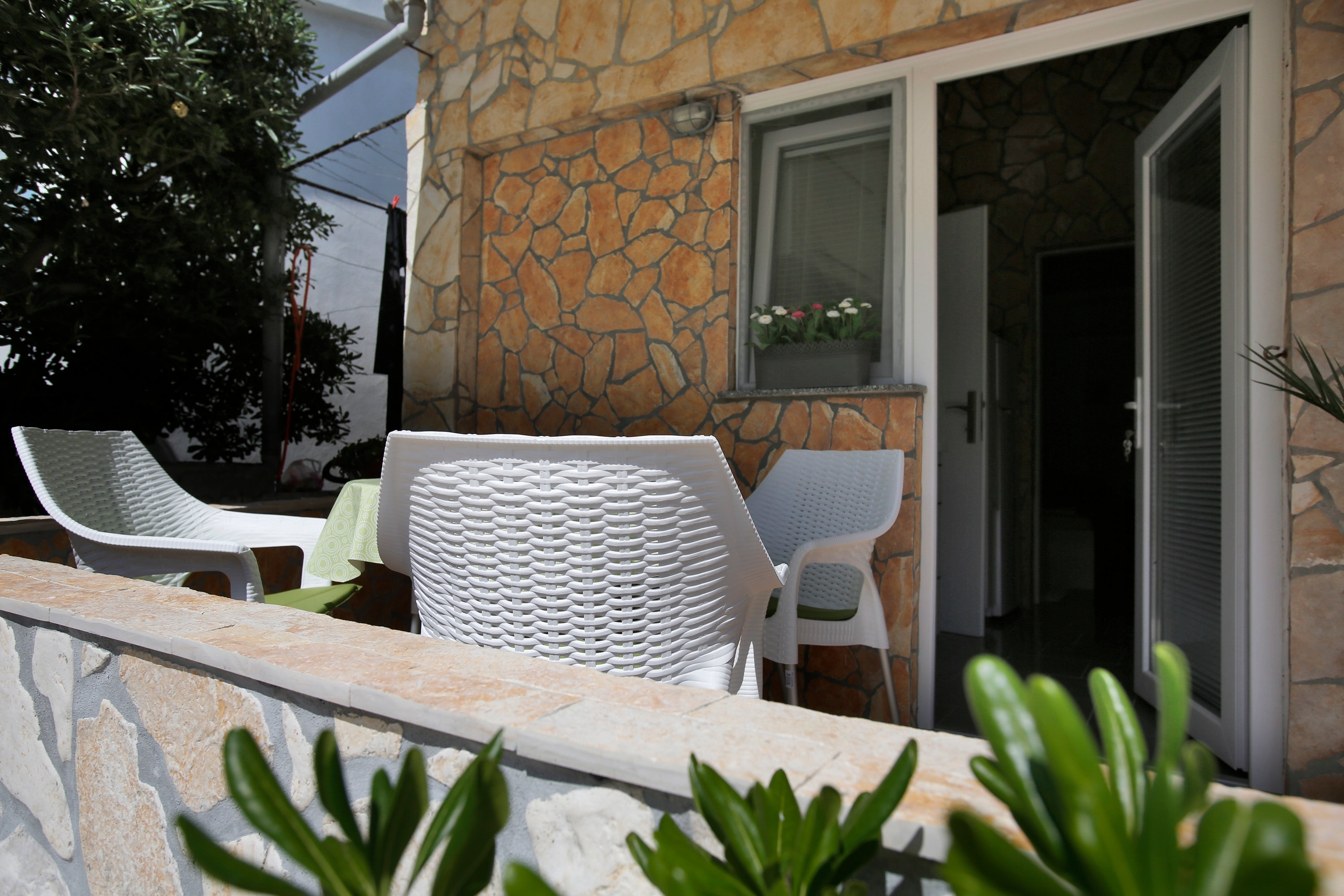 One bedroom apartment with terrace and sea view Vir (A-18451-b)