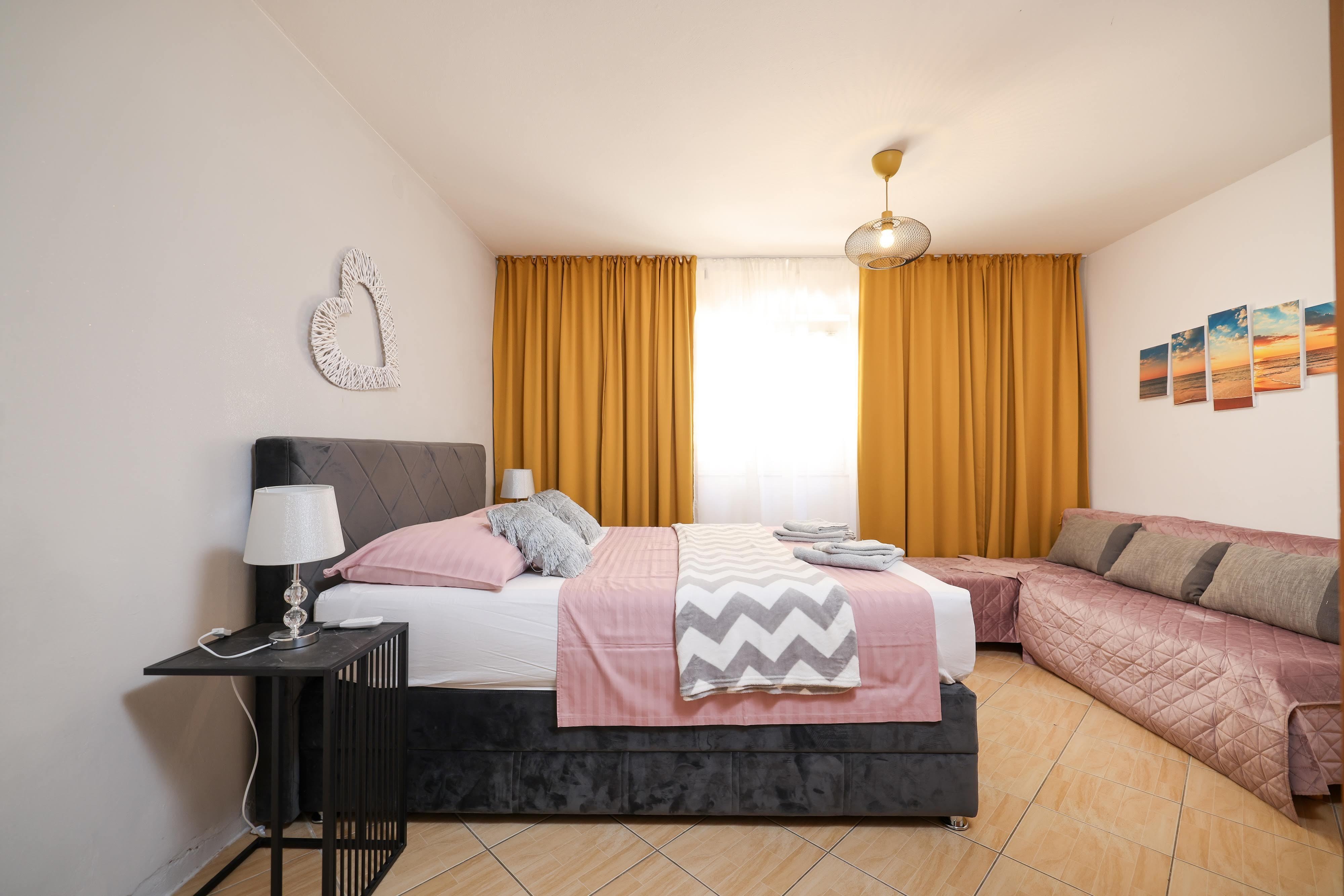 Two bedroom apartment with terrace Sukošan, Zadar  A-a