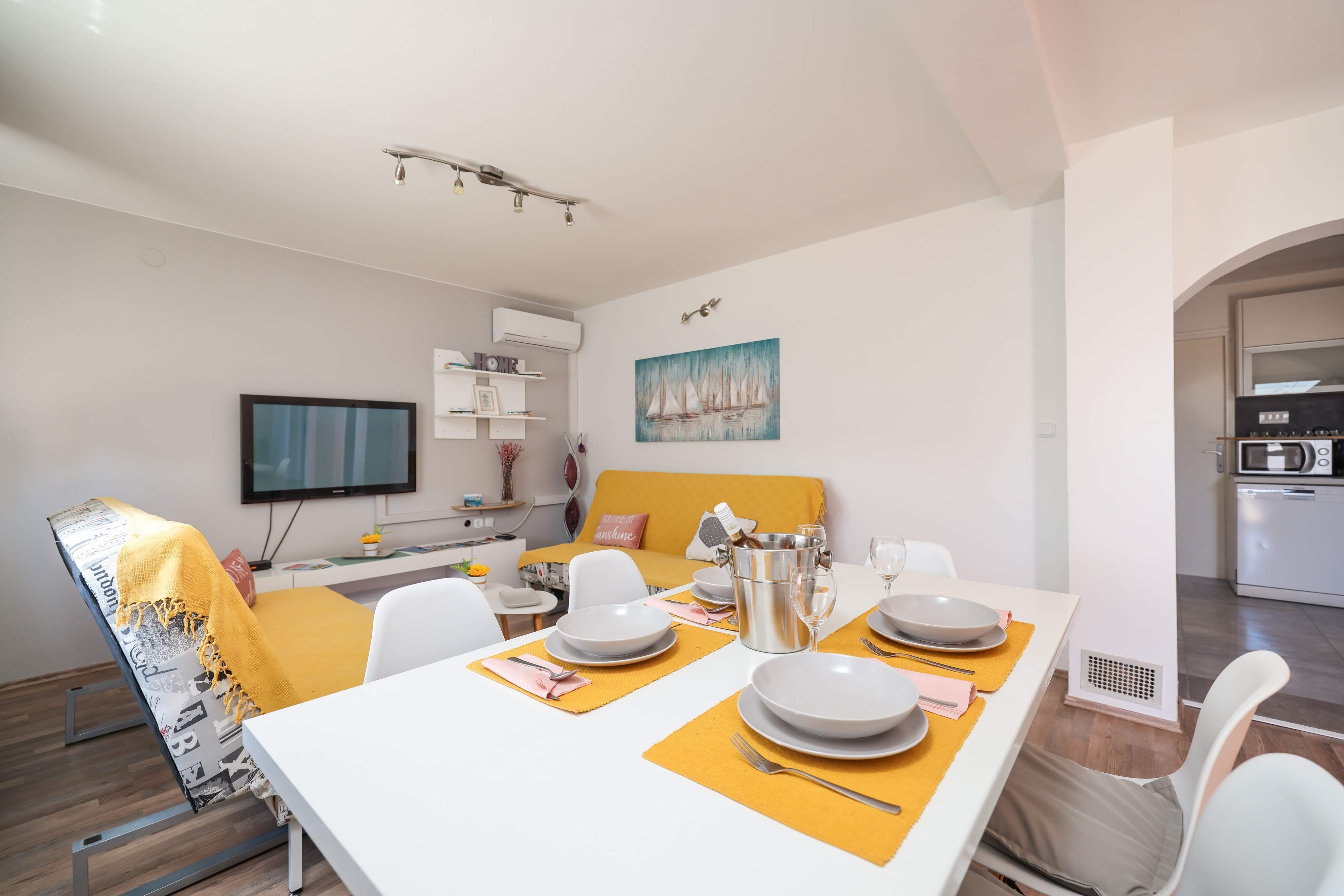 Two bedroom apartment with terrace Sukošan, Zadar  A-a