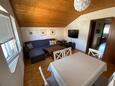Гостиная Nin, Гостиная в размещении типа apartment, WiFi.