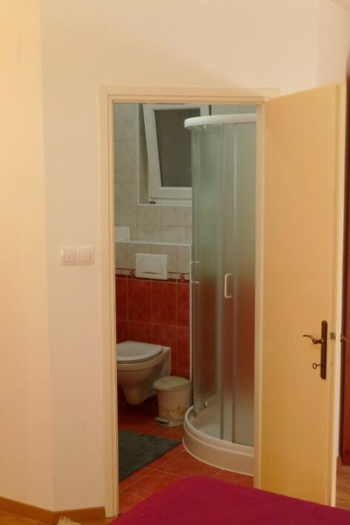 Top Rab Barbat Top Rab Barbat