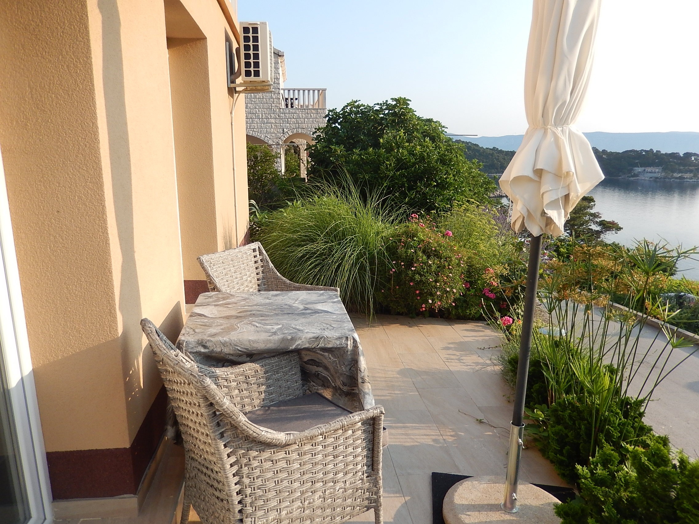 Room with balcony and sea view Sobra, Mljet (S-18465-a)