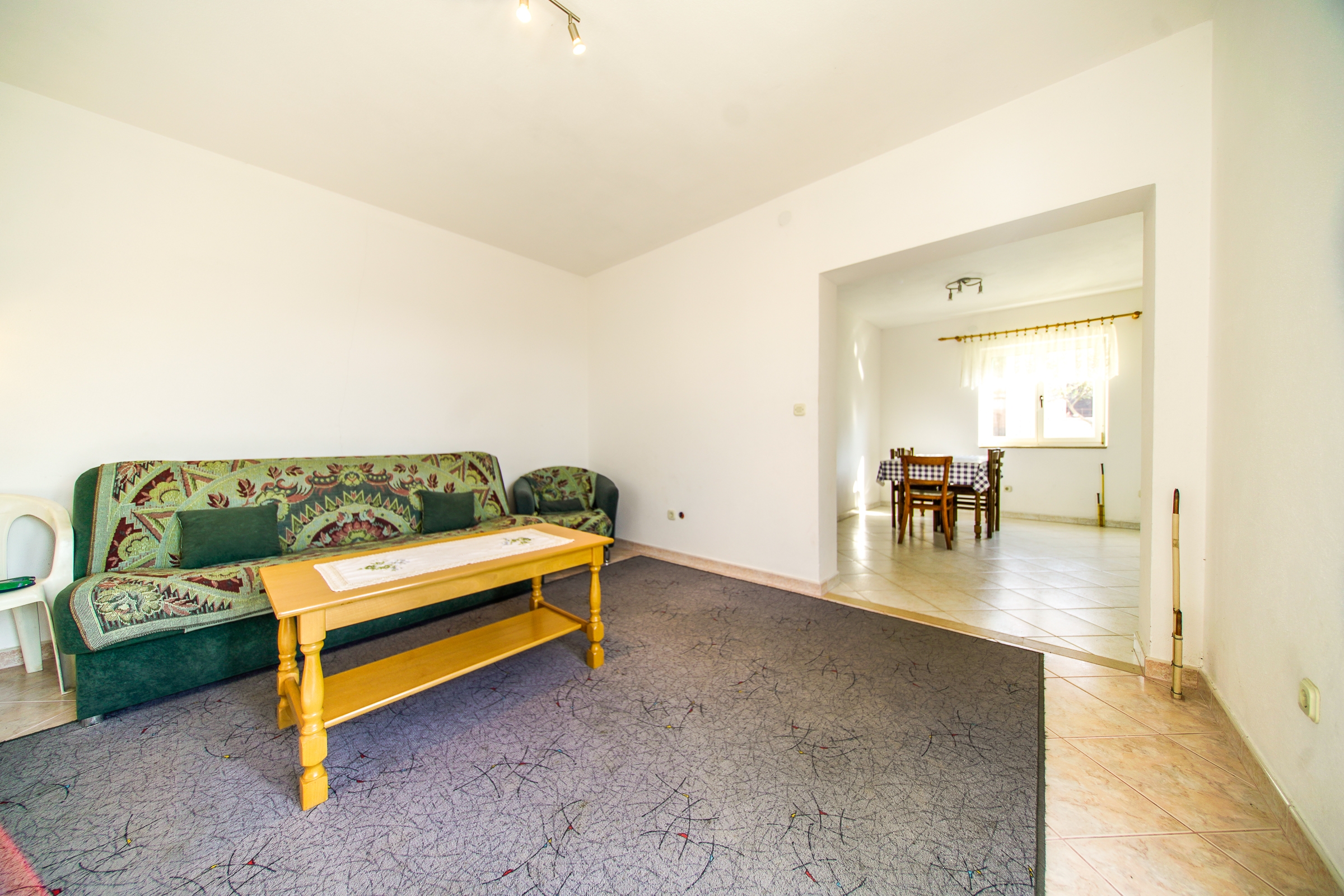 Three bedroom apartment with terrace and sea view Postira, Brač (A-18472-a)