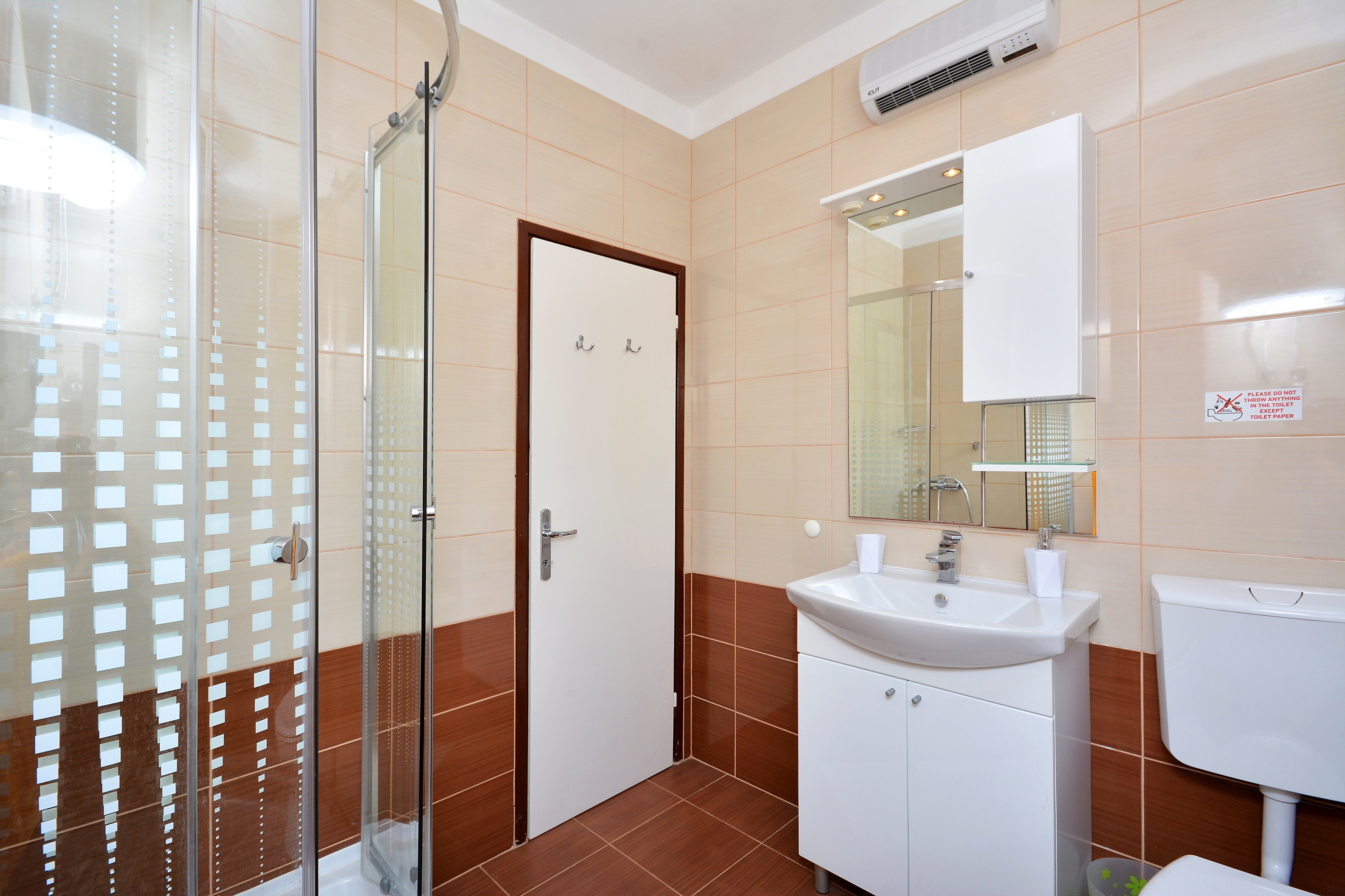 Three bedroom house near beach Rastići, Čiovo  K