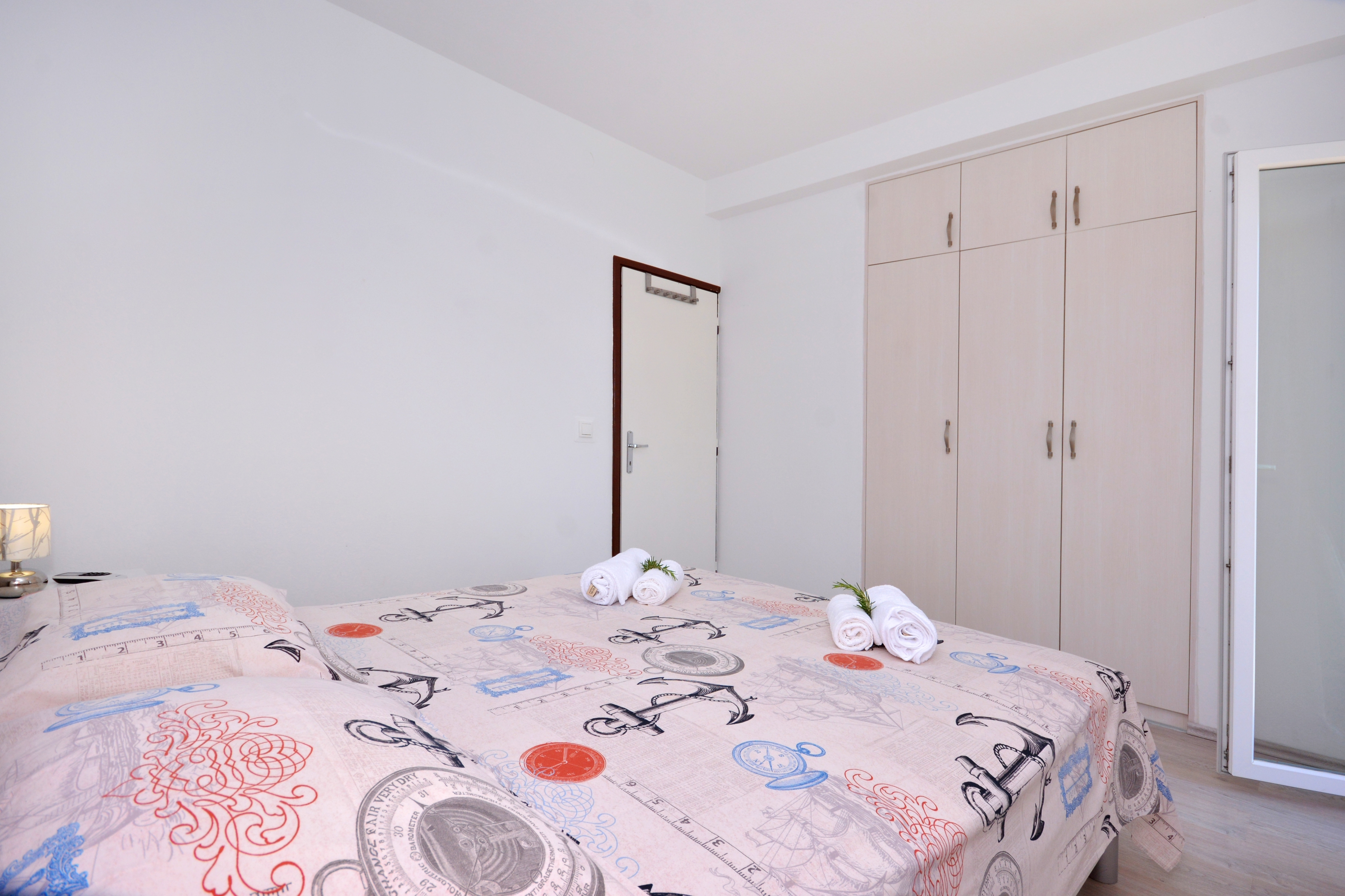 Three bedroom house near beach Rastići, Čiovo  K