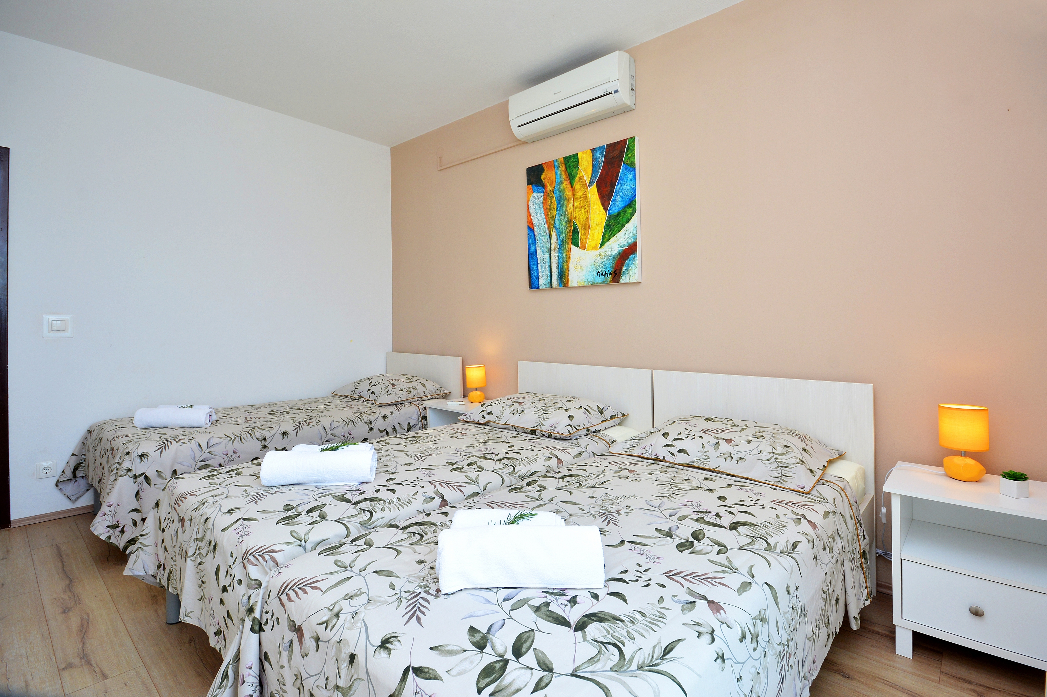 Three bedroom house near beach Rastići, Čiovo  K