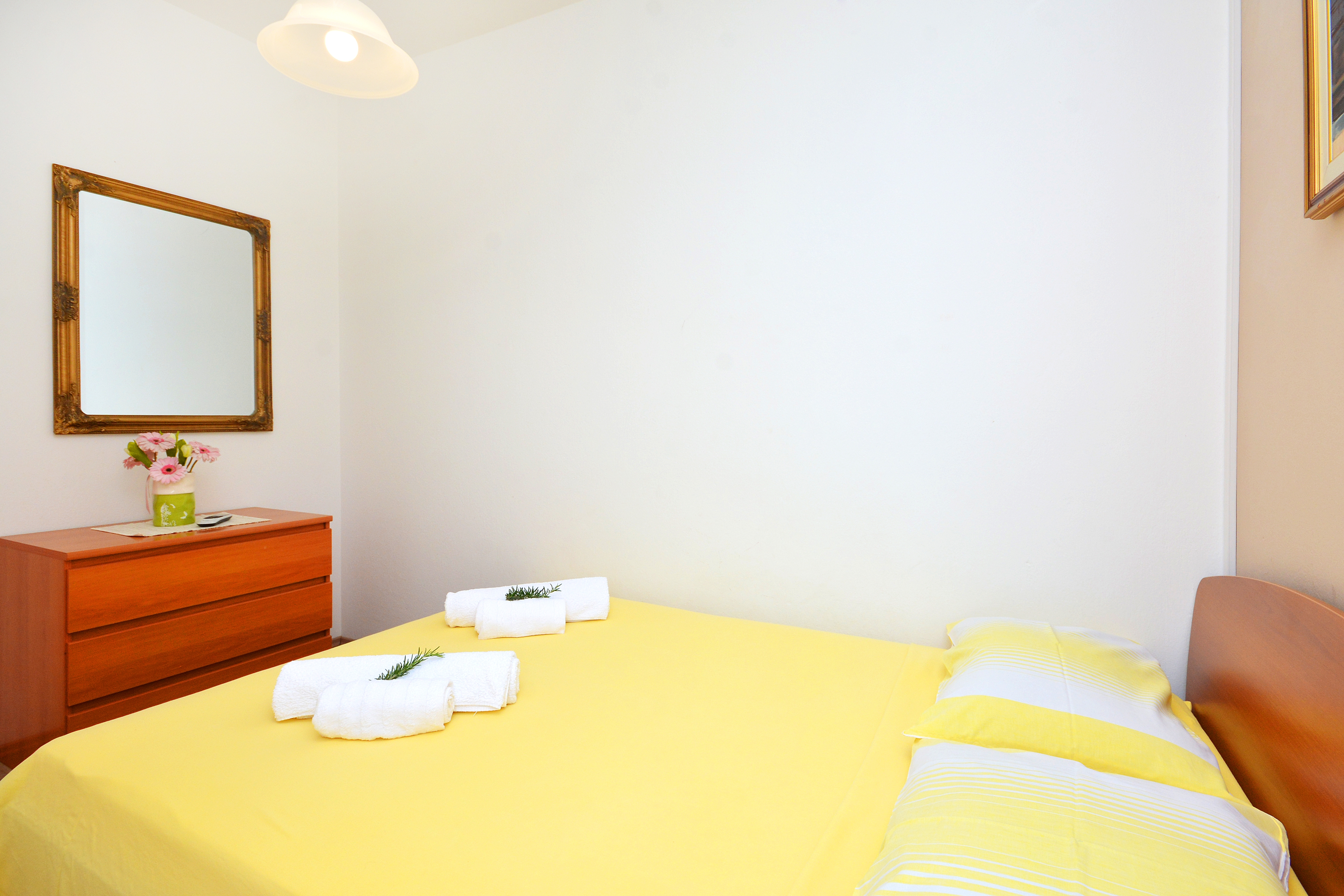 Three bedroom house near beach Rastići, Čiovo  K