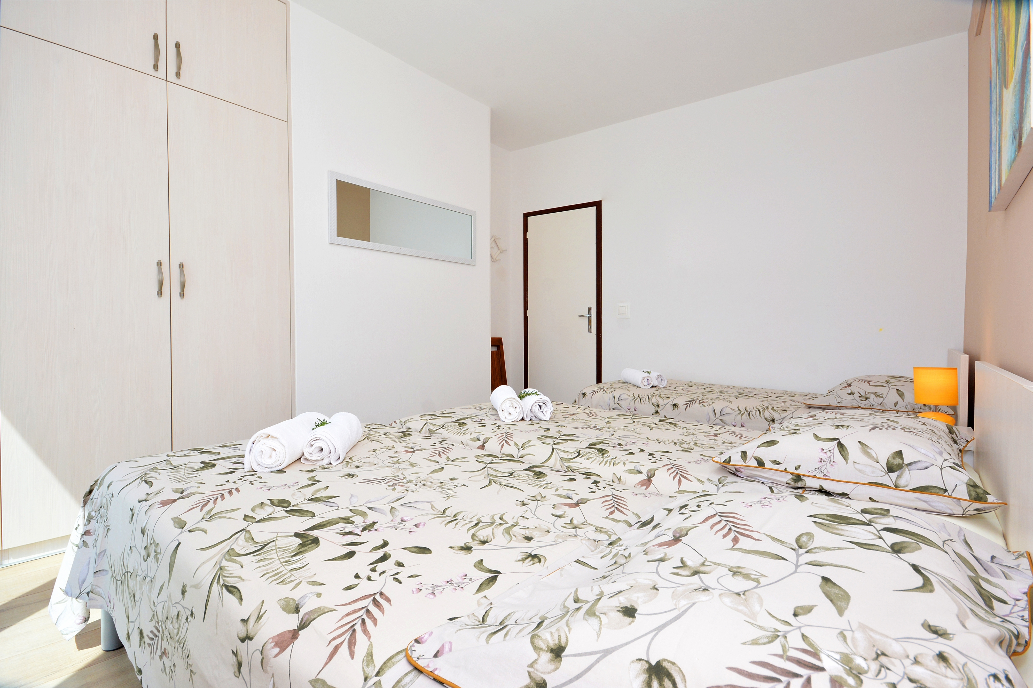 Three bedroom house near beach Rastići, Čiovo  K