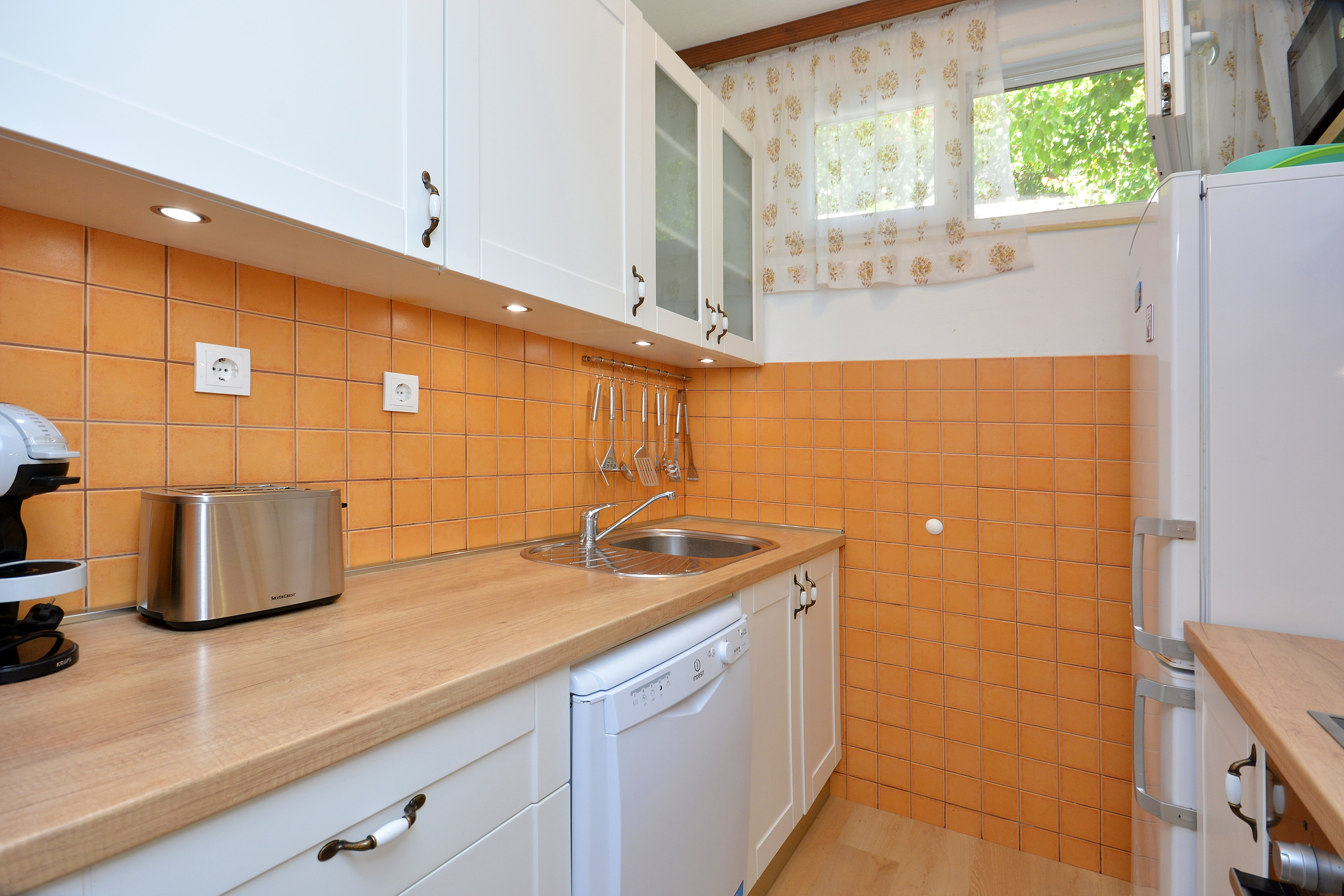 Three bedroom house near beach Rastići, Čiovo  K