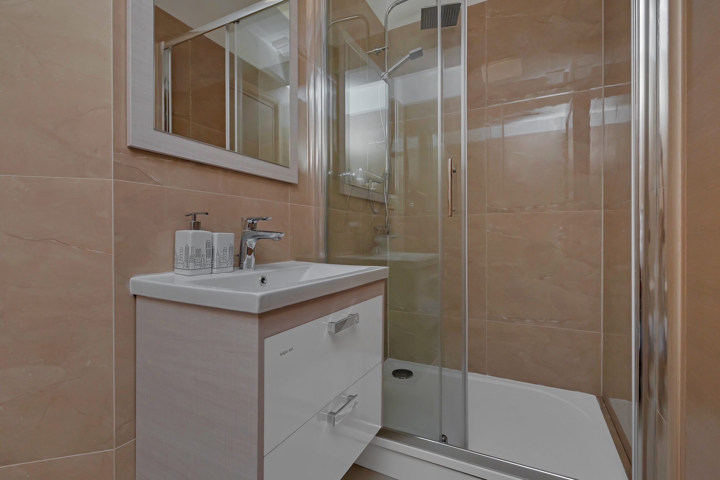 Comfortable and spacious house with terrace Studenci, Zagora  K