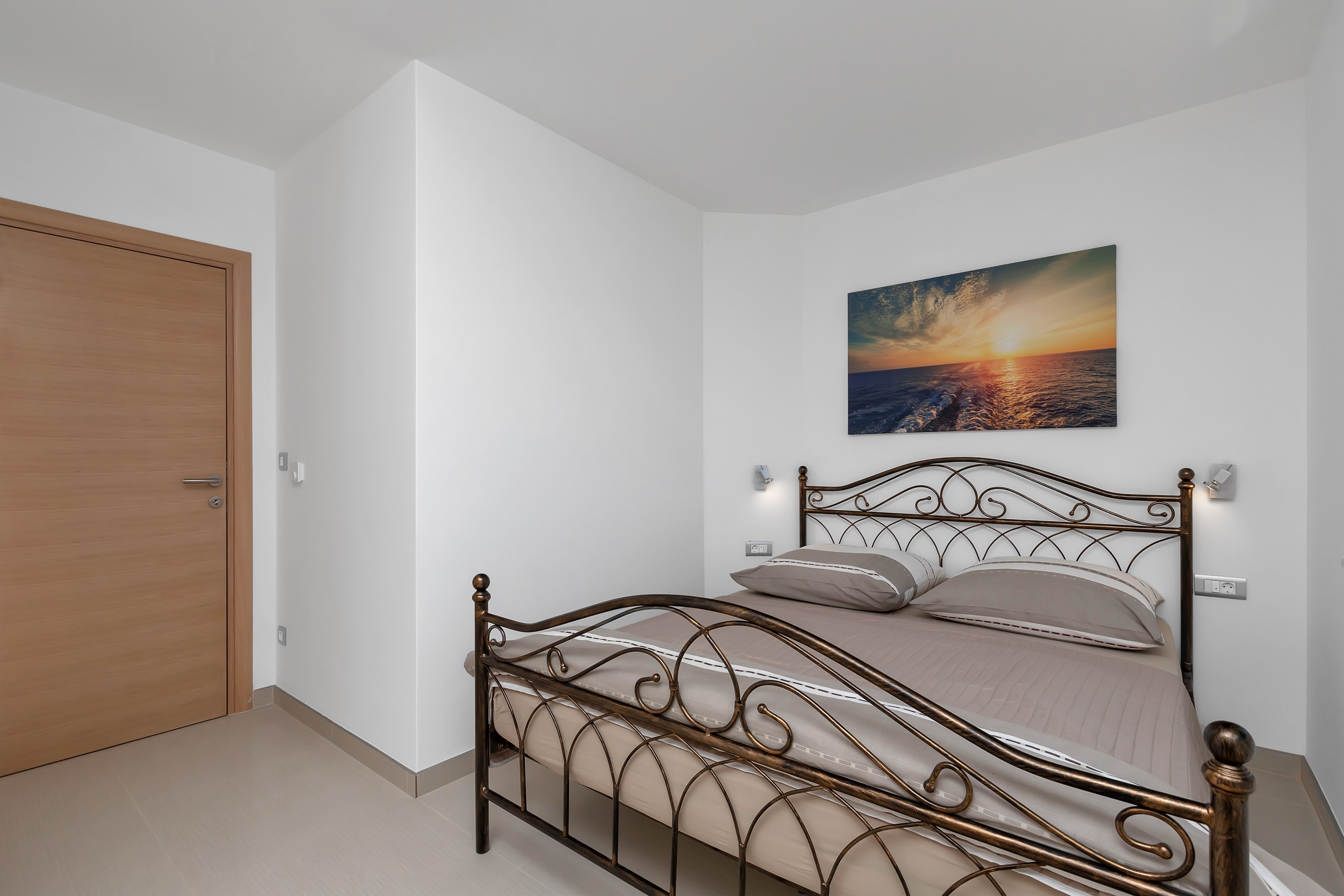 Comfortable and spacious house with terrace Studenci, Zagora  K