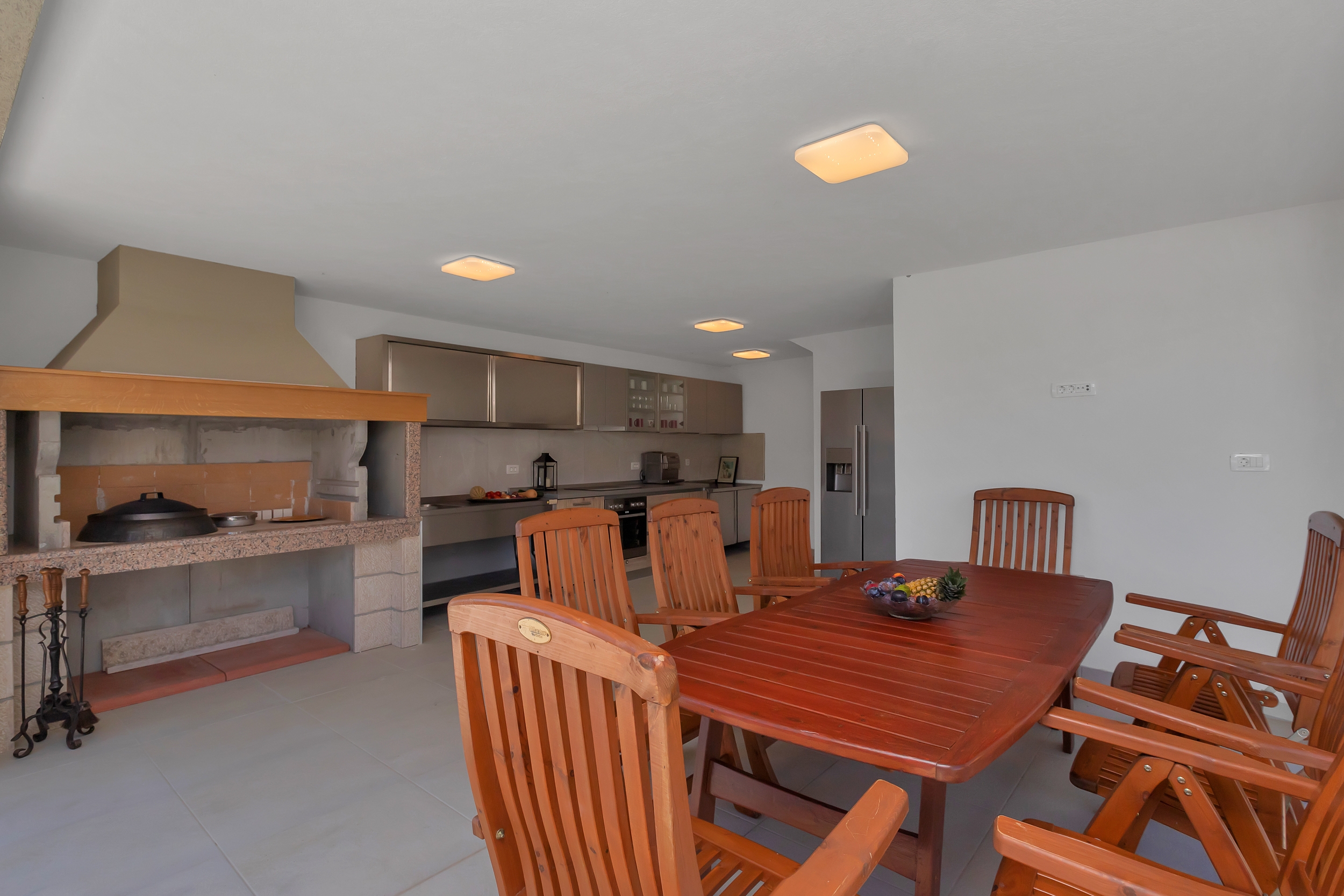 Comfortable and spacious house with terrace Studenci, Zagora  K