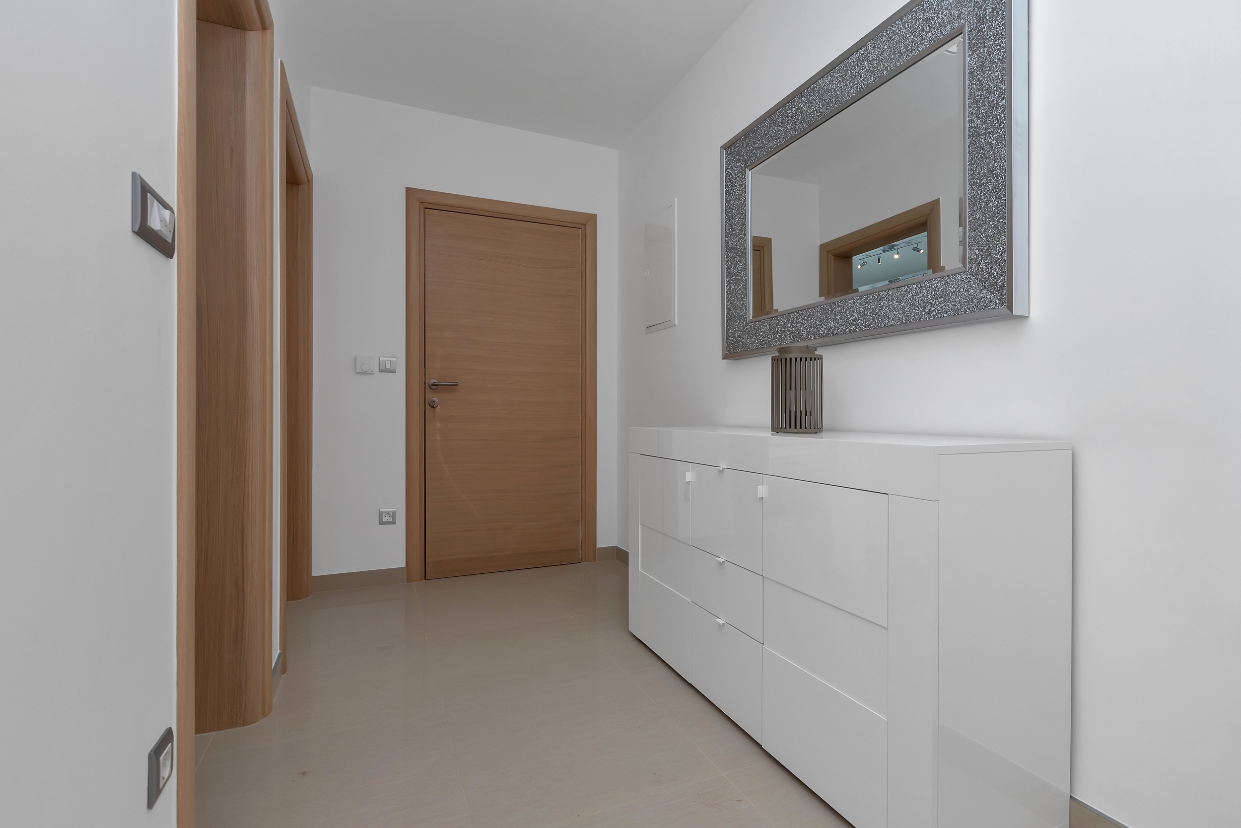 Comfortable and spacious house with terrace Studenci, Zagora  K