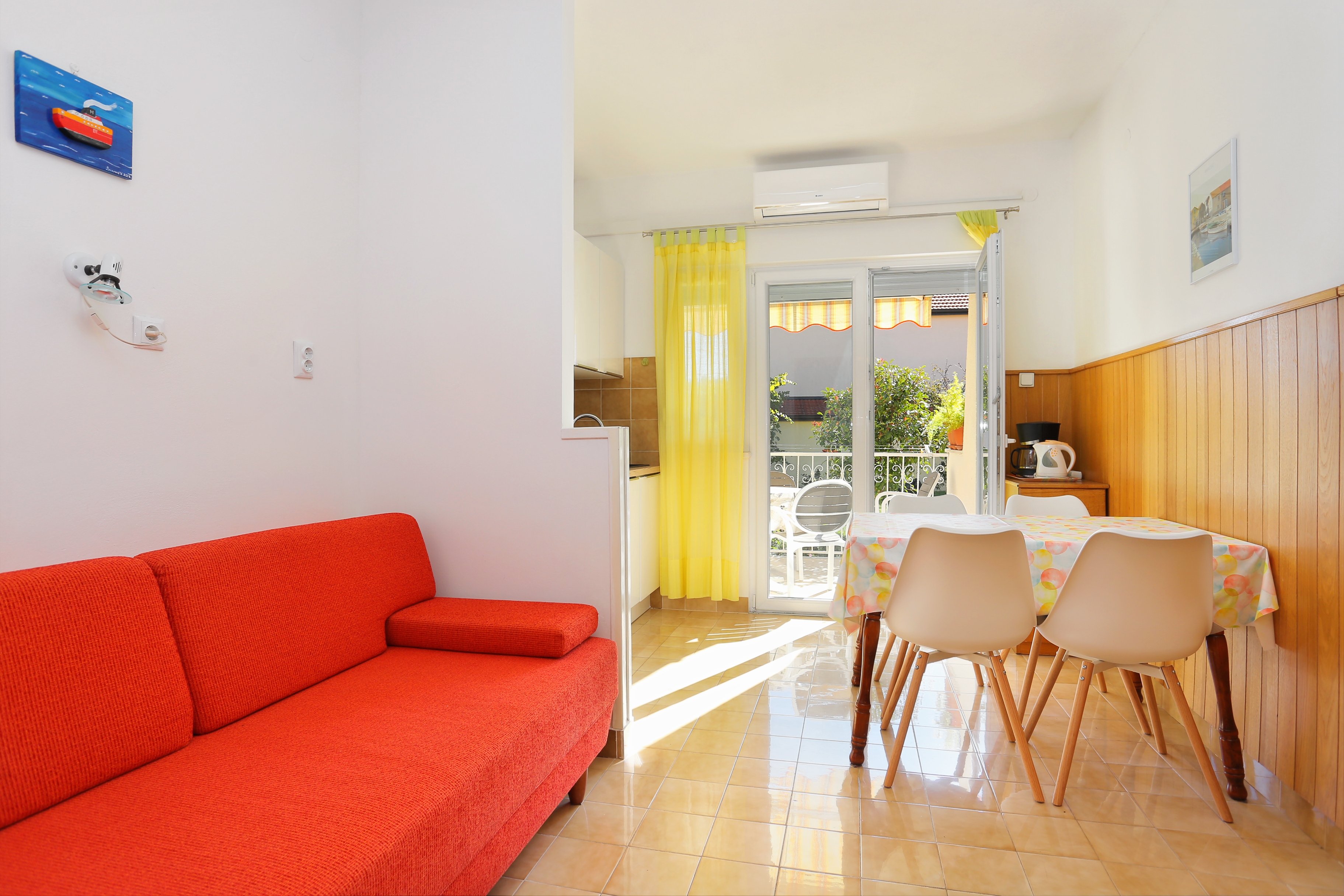 One bedroom apartment with terrace Seget Vranjica, Trogir  A-b