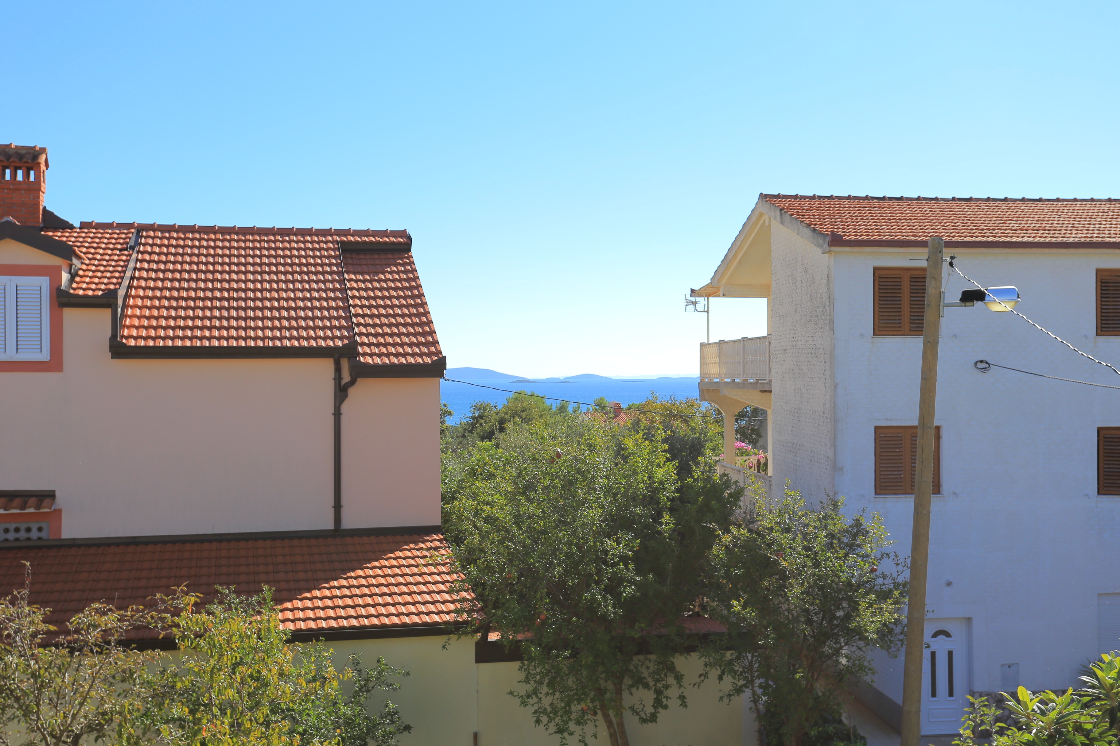 Two bedroom apartment with terrace and sea view Seget Vranjica, Trogir  A-c