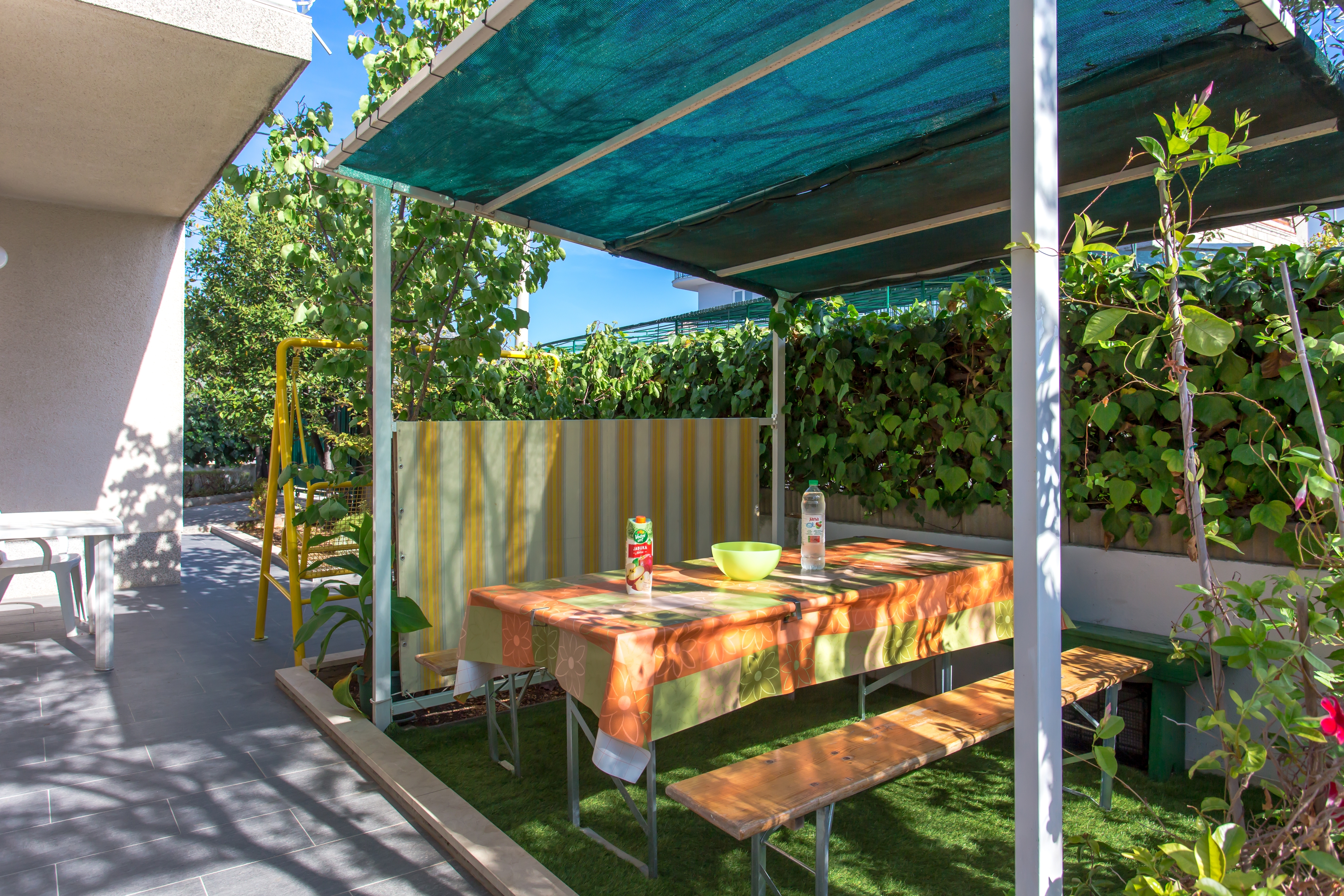 One bedroom apartment with terrace Seget Vranjica, Trogir (A-18487-a)