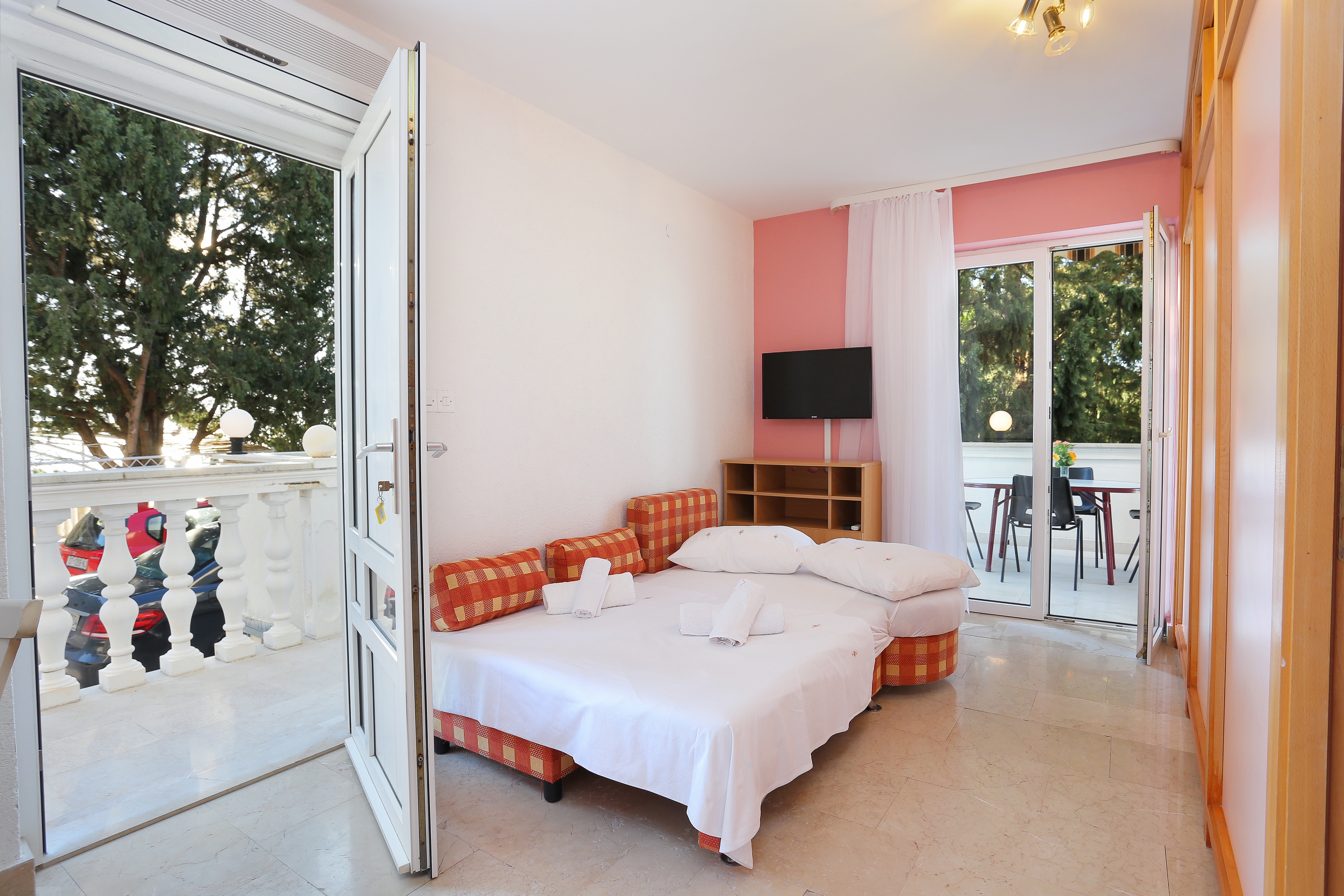 One bedroom apartment with terrace and sea view Marušići, Omiš (A-18497-a)