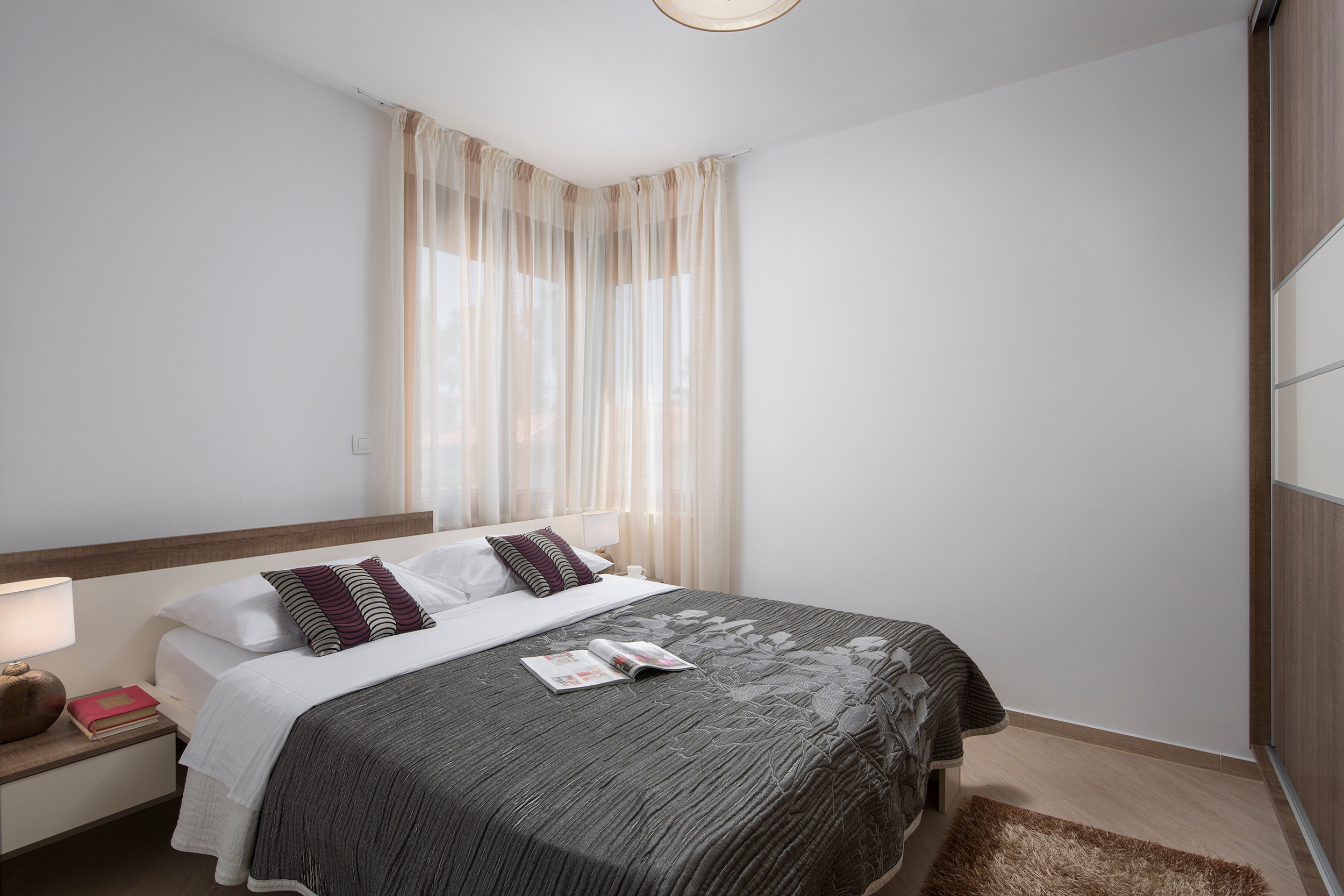 Comfortable and spacious house with terrace and sea view Vir  K