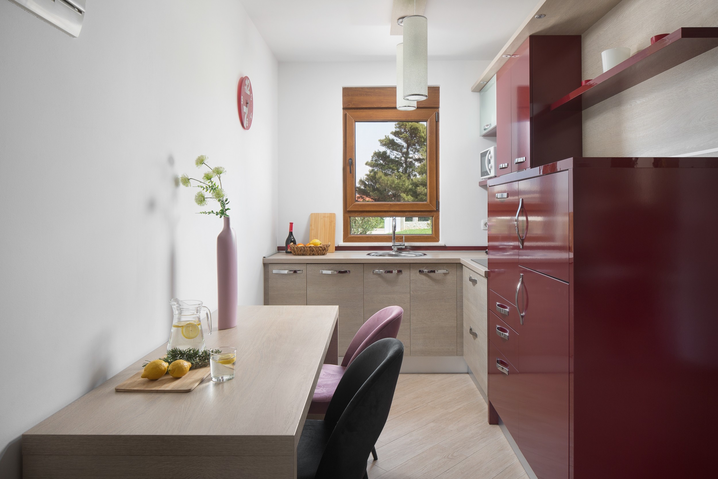 Comfortable and spacious house with terrace and sea view Vir  K