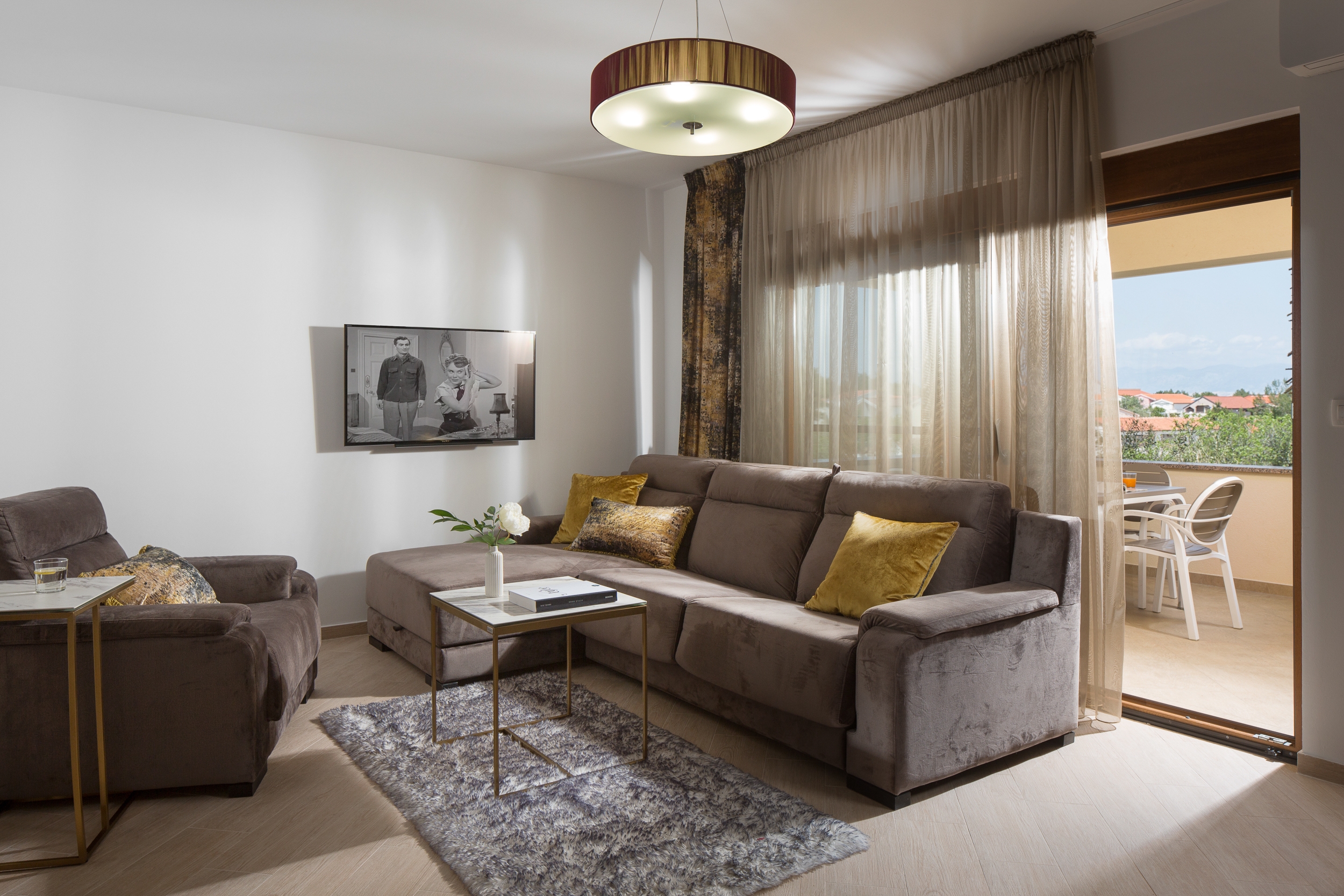 Comfortable and spacious house with terrace and sea view Vir  K