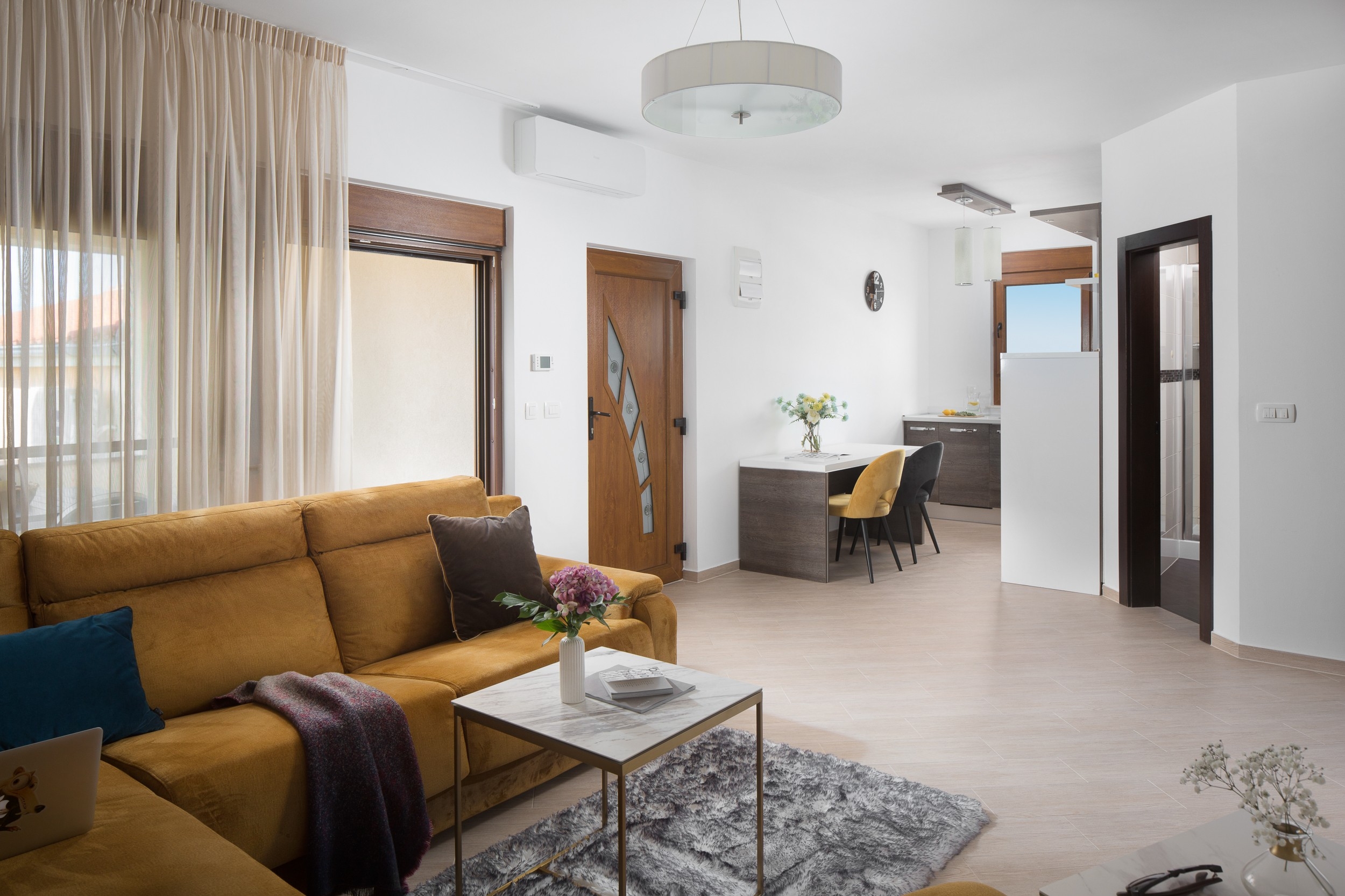 Comfortable and spacious house with terrace and sea view Vir  K