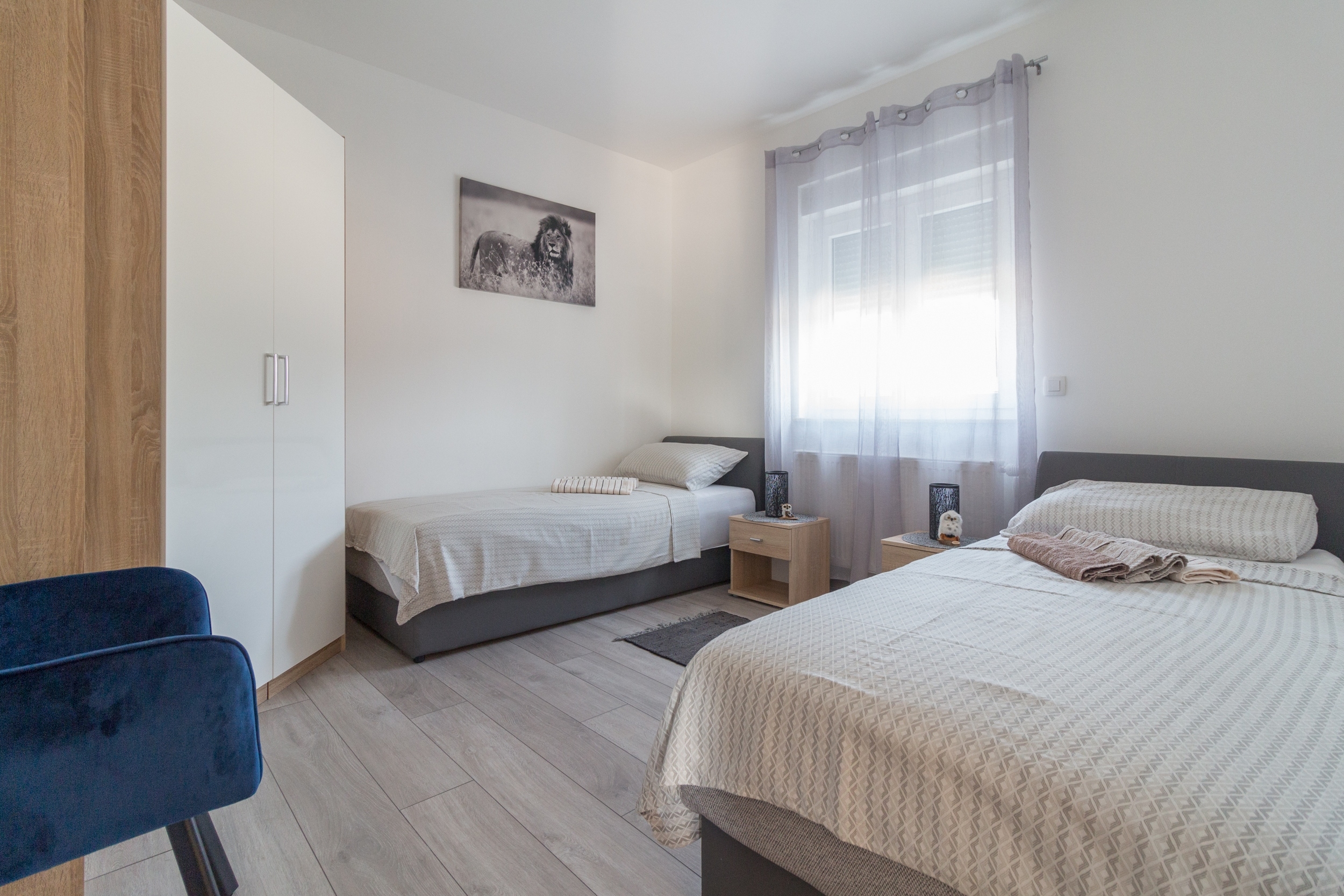 Three bedroom house with terrace Privlaka, Zadar  K
