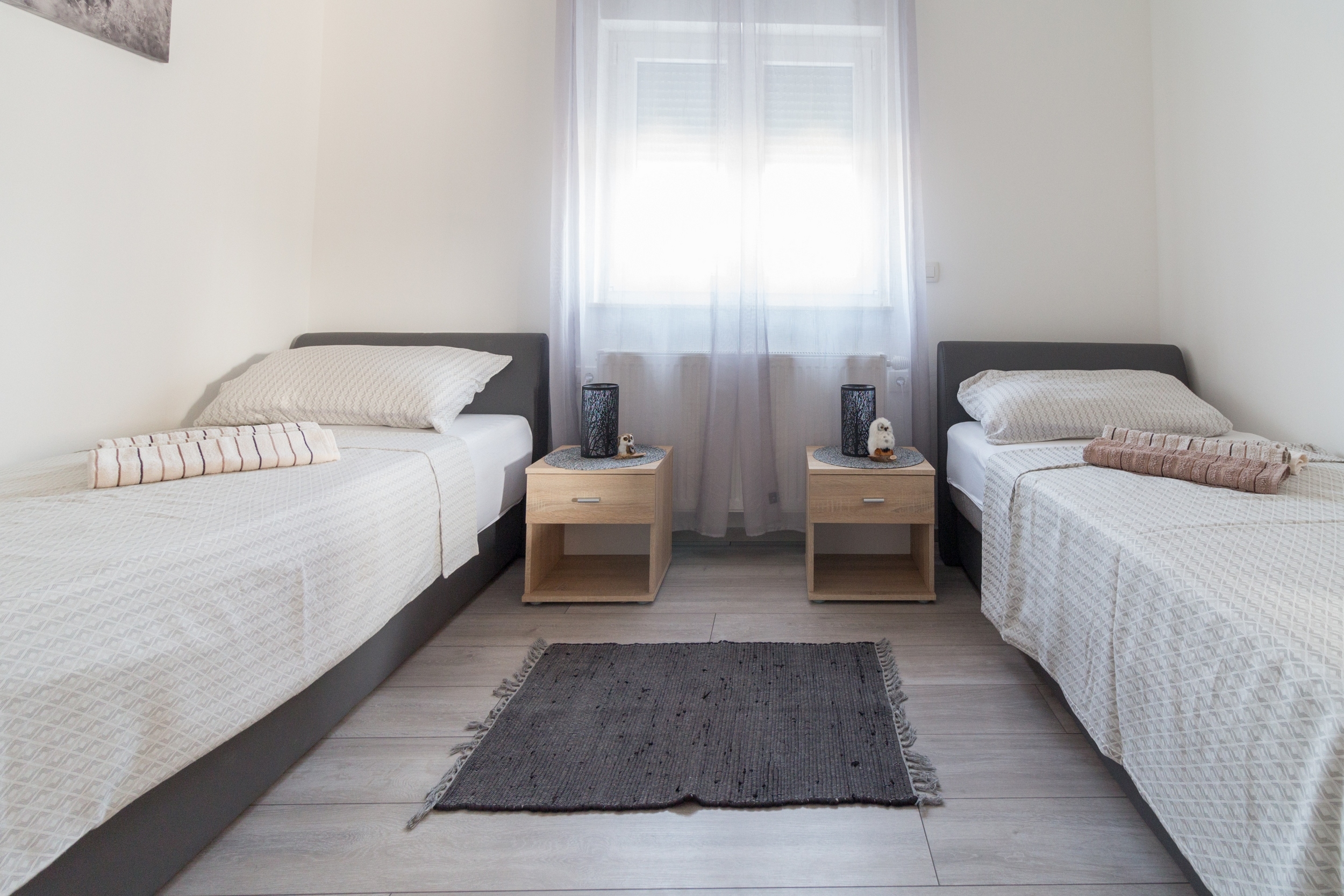 Three bedroom house with terrace Privlaka, Zadar  K