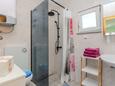 Ванная комната Vir, Ванная комната в размещении типа studio-apartment, Домашние животные допускаются и WiFi.