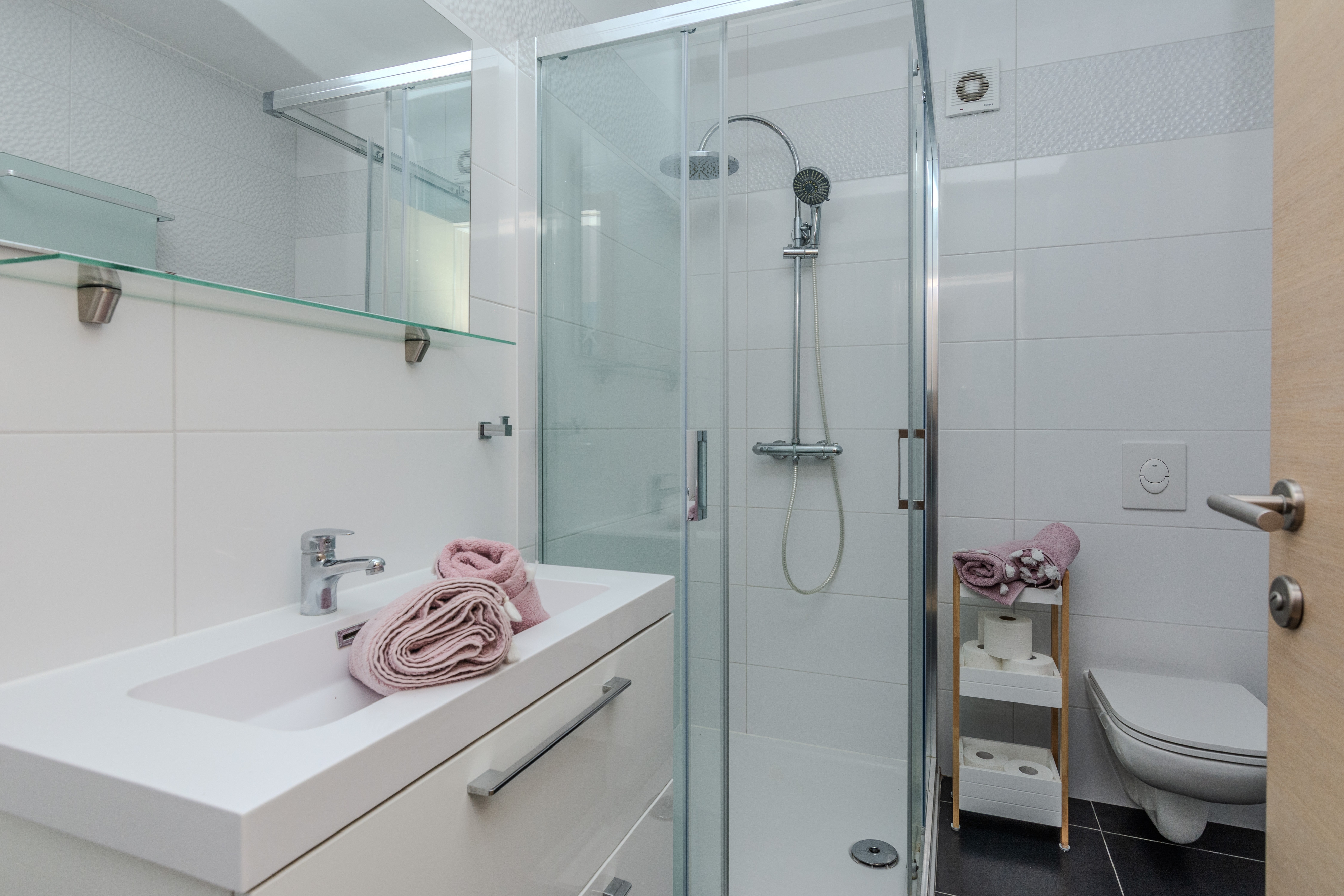 Two bedroom apartment with terrace Vir  A-a
