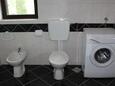 Koupelna Vir - Lozice, Koupelna v ubytování typu apartment, WiFi.
