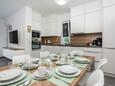 Vir, Кухня в размещении типа apartment, WiFi.