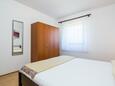 Vir, Ložnice 1 v ubytování typu apartment.