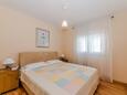 Ložnice 1 Vir - Lozice, Ložnice 1 v ubytování typu apartment, domácí mazlíčci povoleni a WiFi.