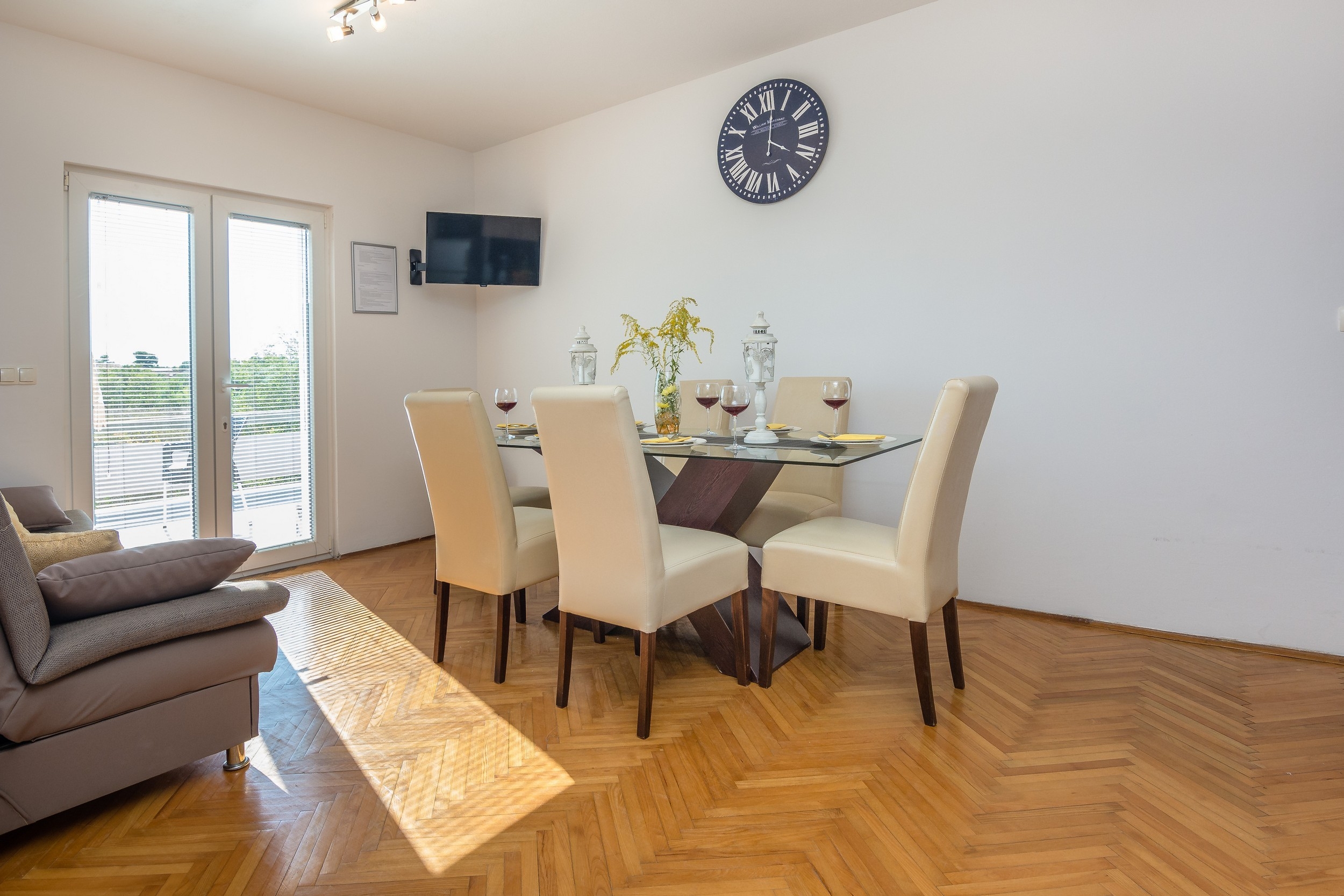 Three bedroom apartment with terrace Vir (A-18532-a) Three bedroom apartment with terrace Vir (A-18532-a)