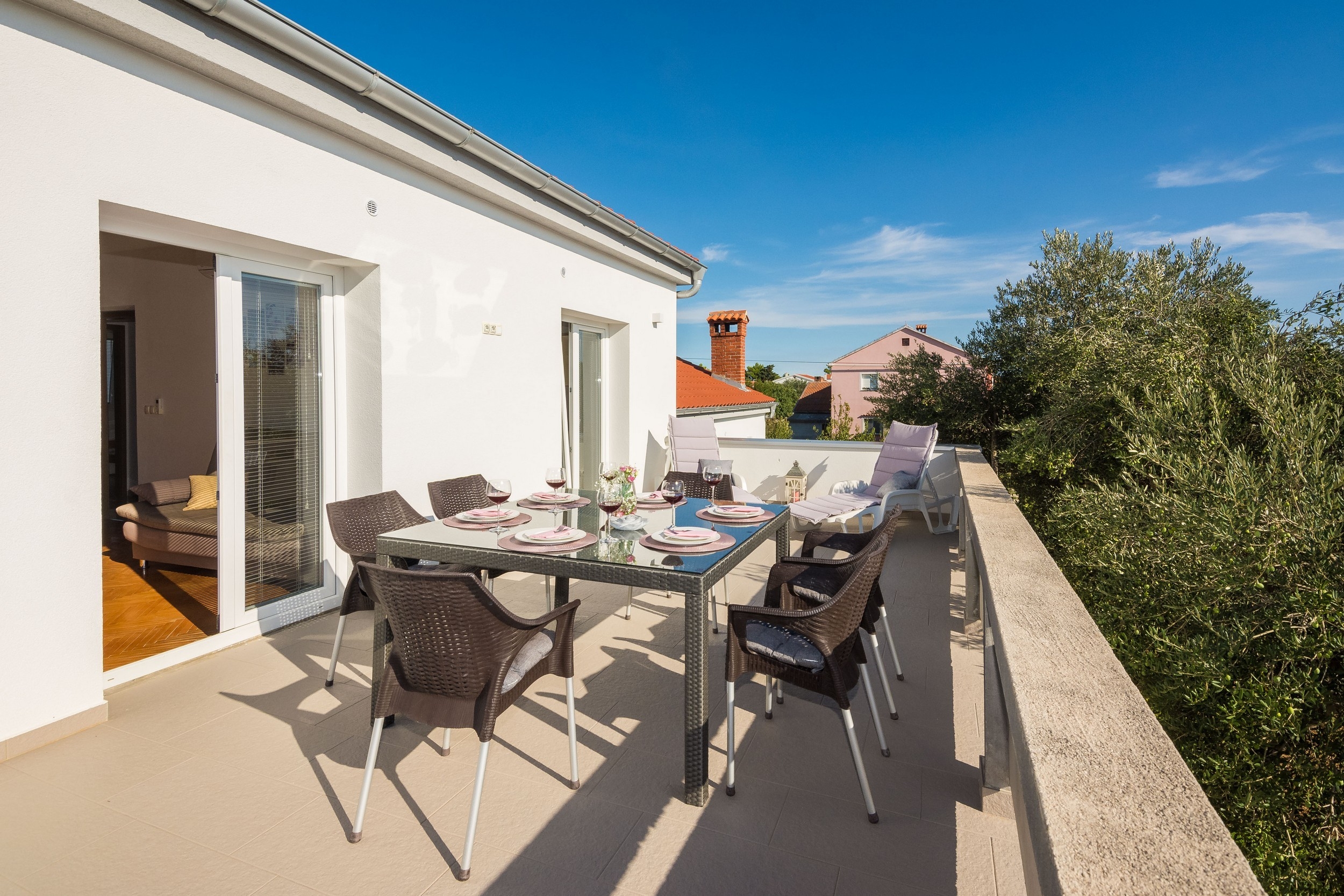 Three bedroom apartment with terrace Vir  A-a