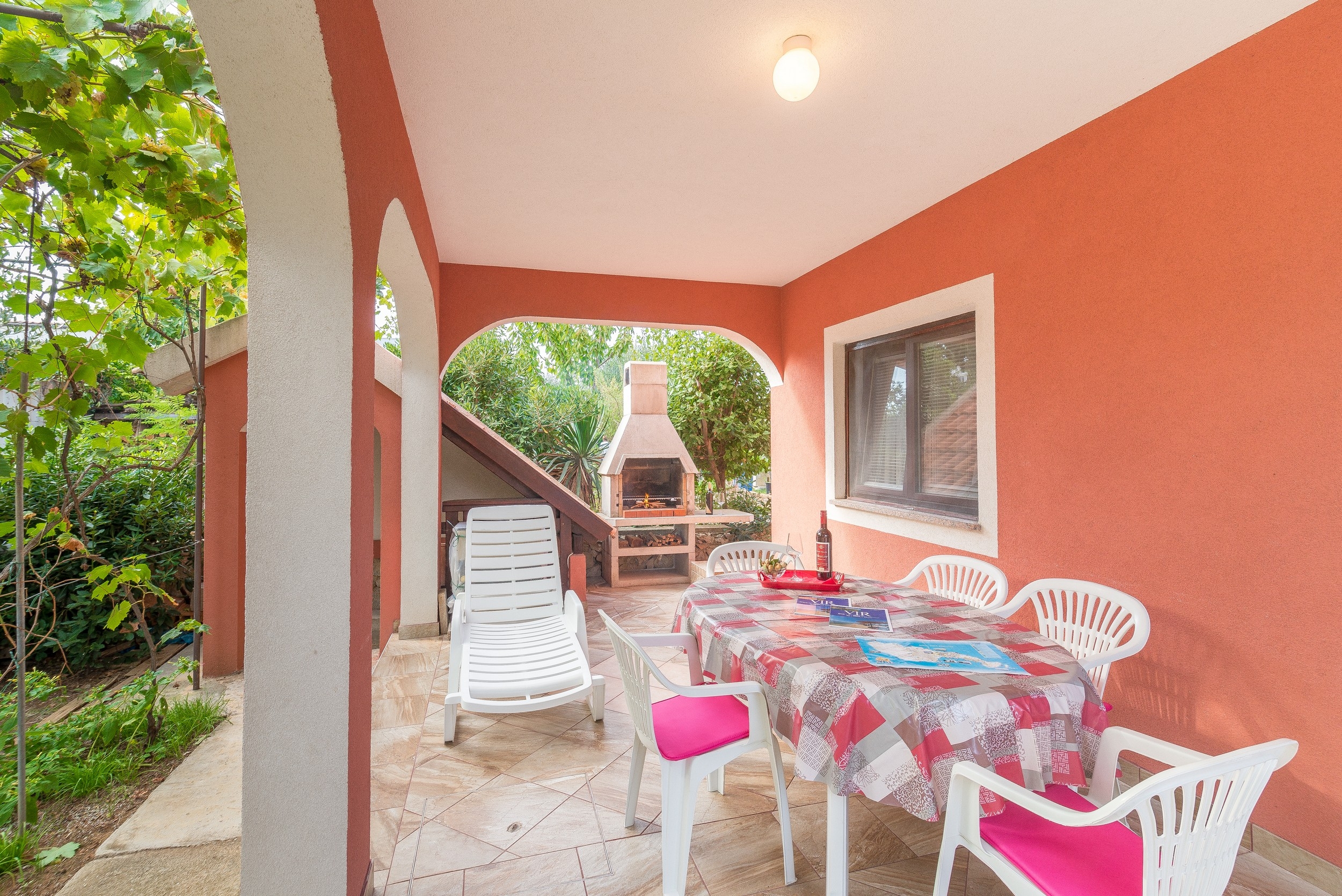 One bedroom apartment with terrace Vir  A-a