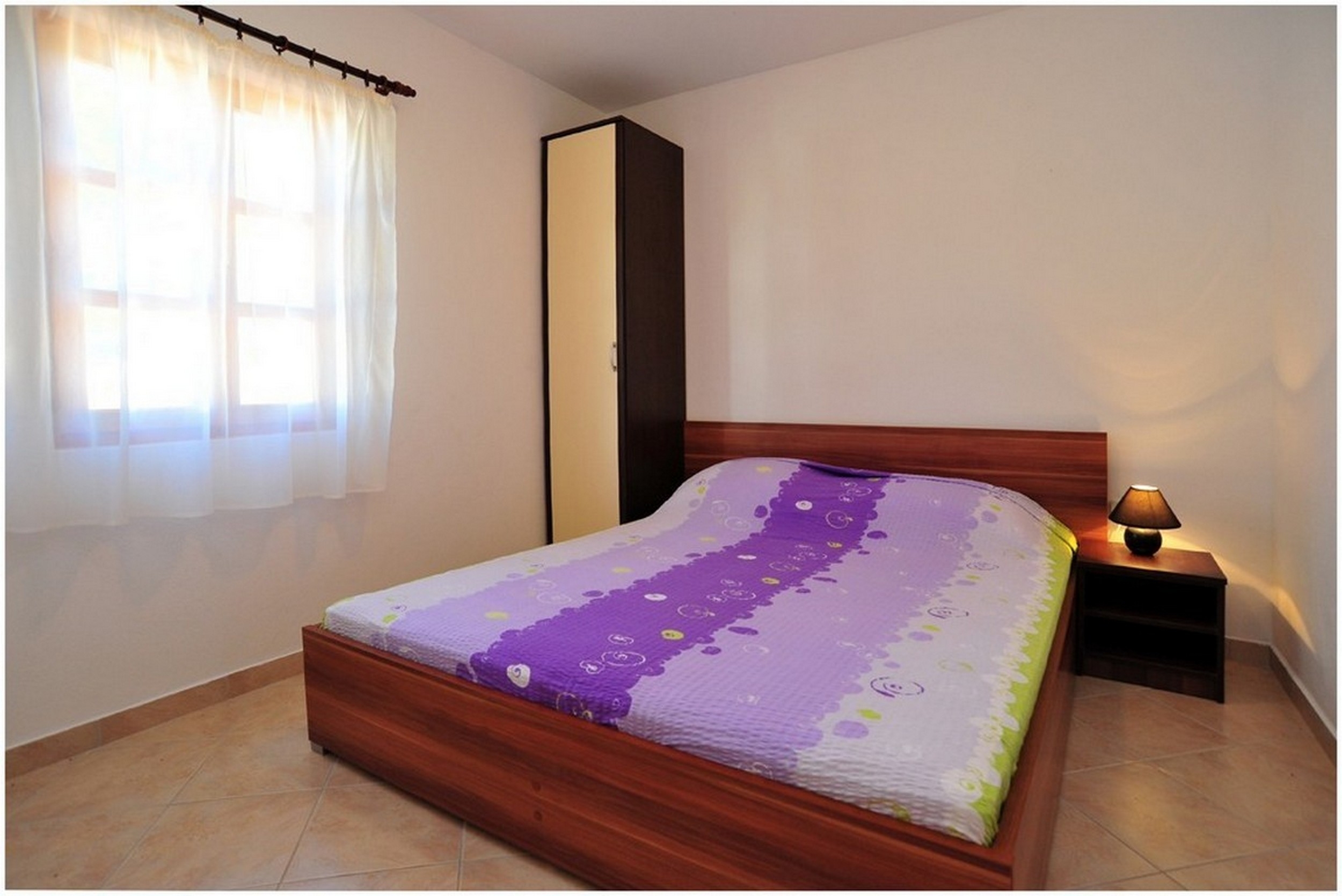 Two bedroom apartment with terrace Vir - Lozice, Vir  A-a