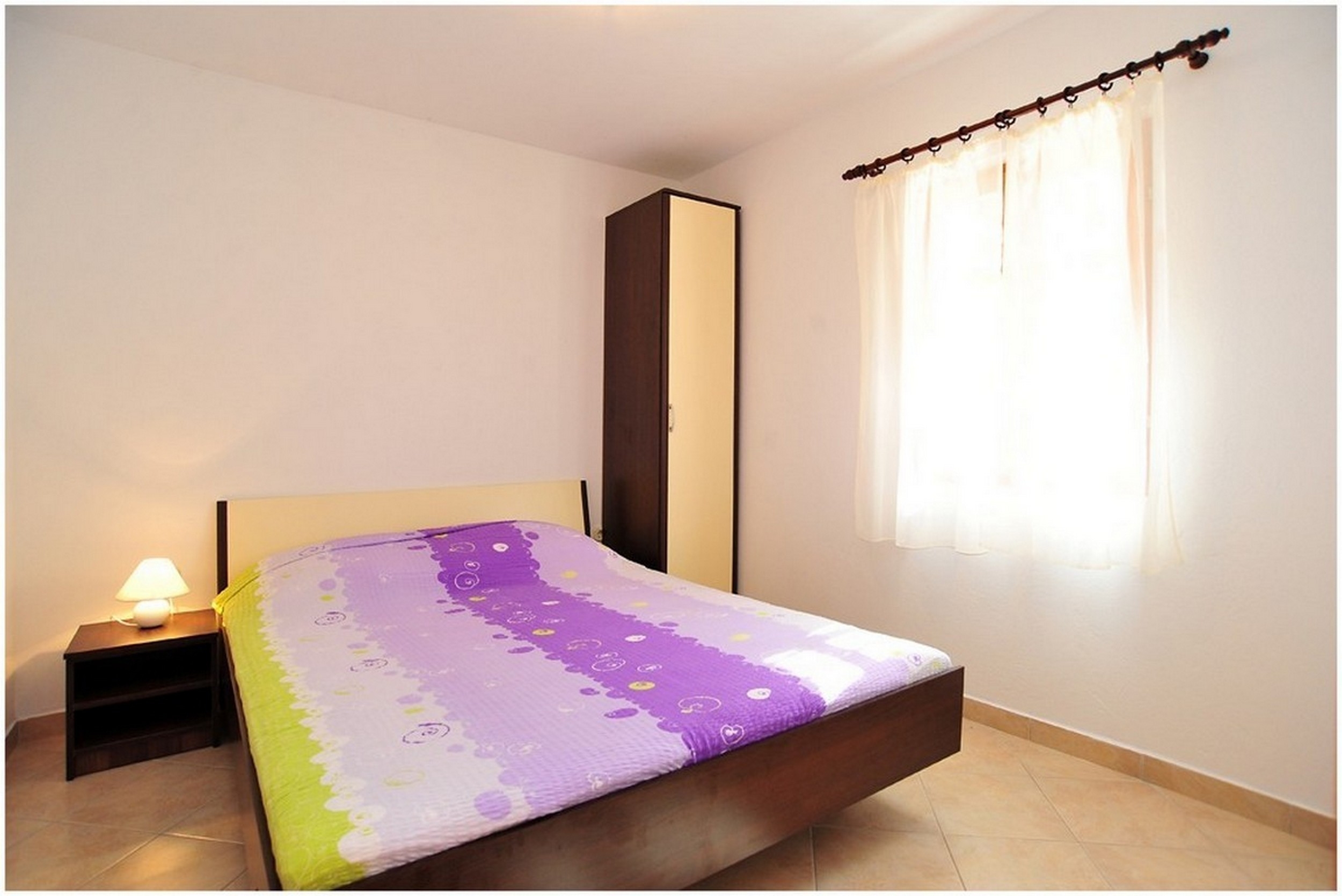 Two bedroom apartment with terrace Vir - Lozice, Vir  A-a